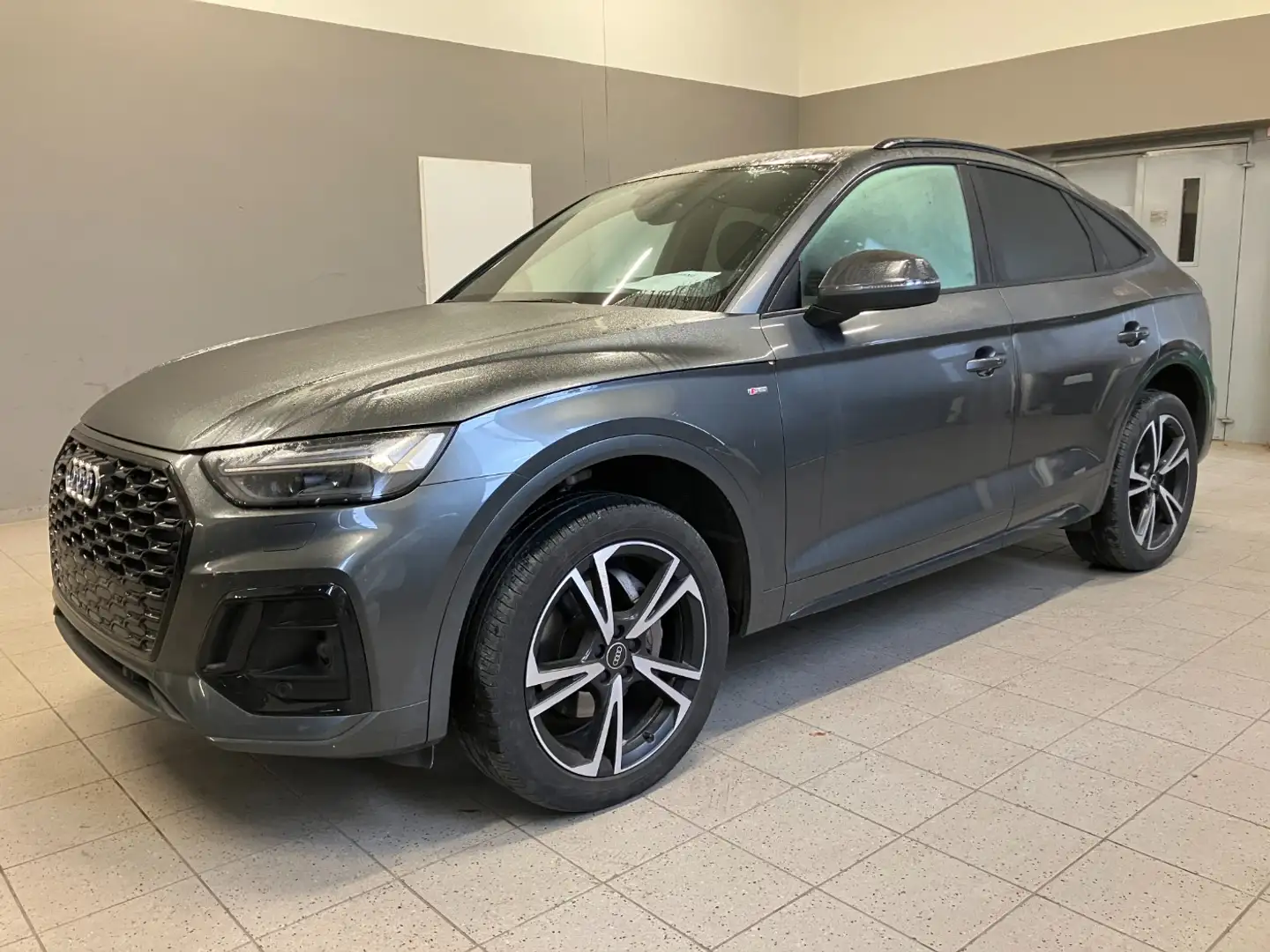 Audi Q5 Sportback 40 TDI quattro S tronic S-LineEdition*AH Grau - 2