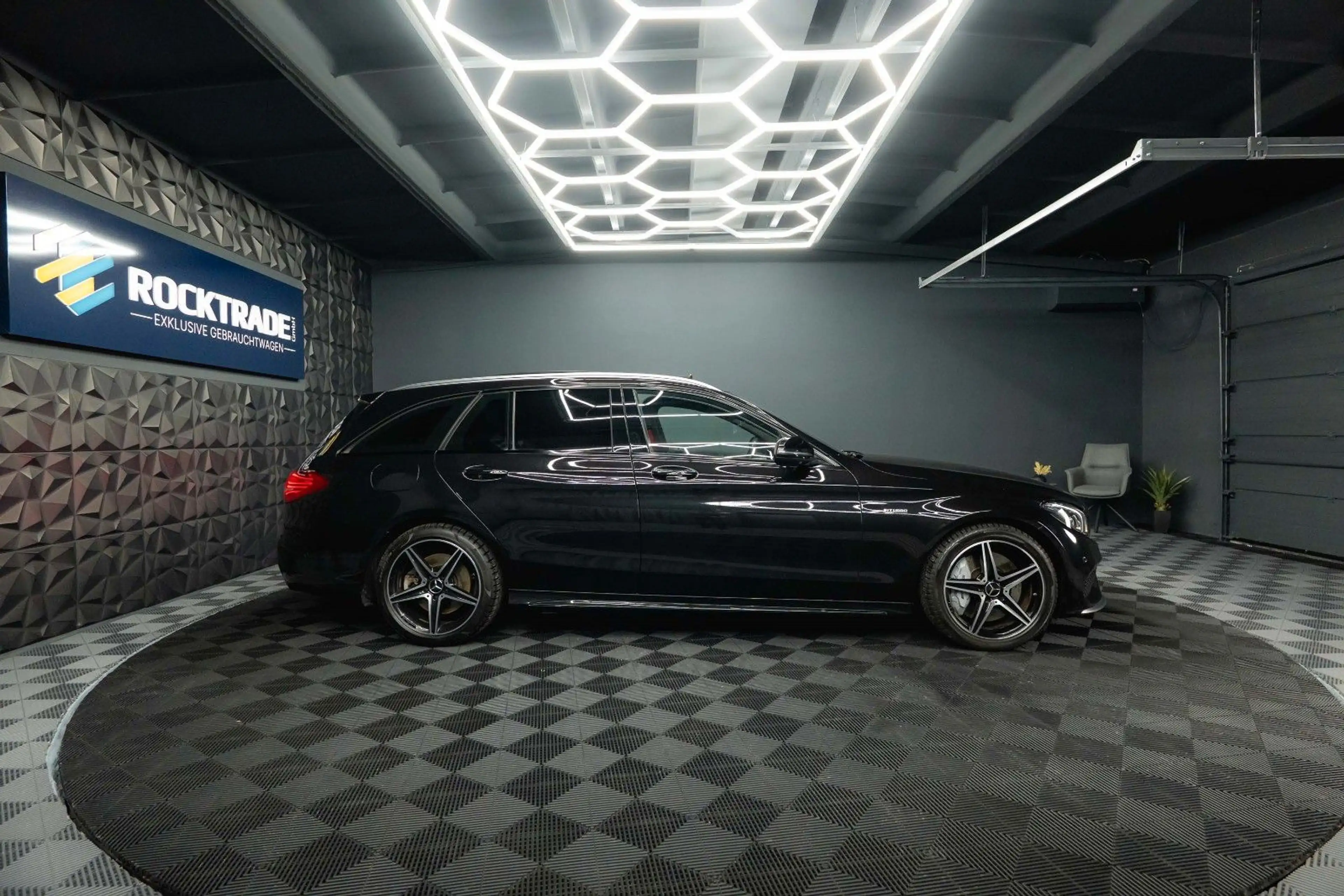 Mercedes-Benz C 43 AMG Performance Night-Paket *Pano*ACC*LED* — photo 14