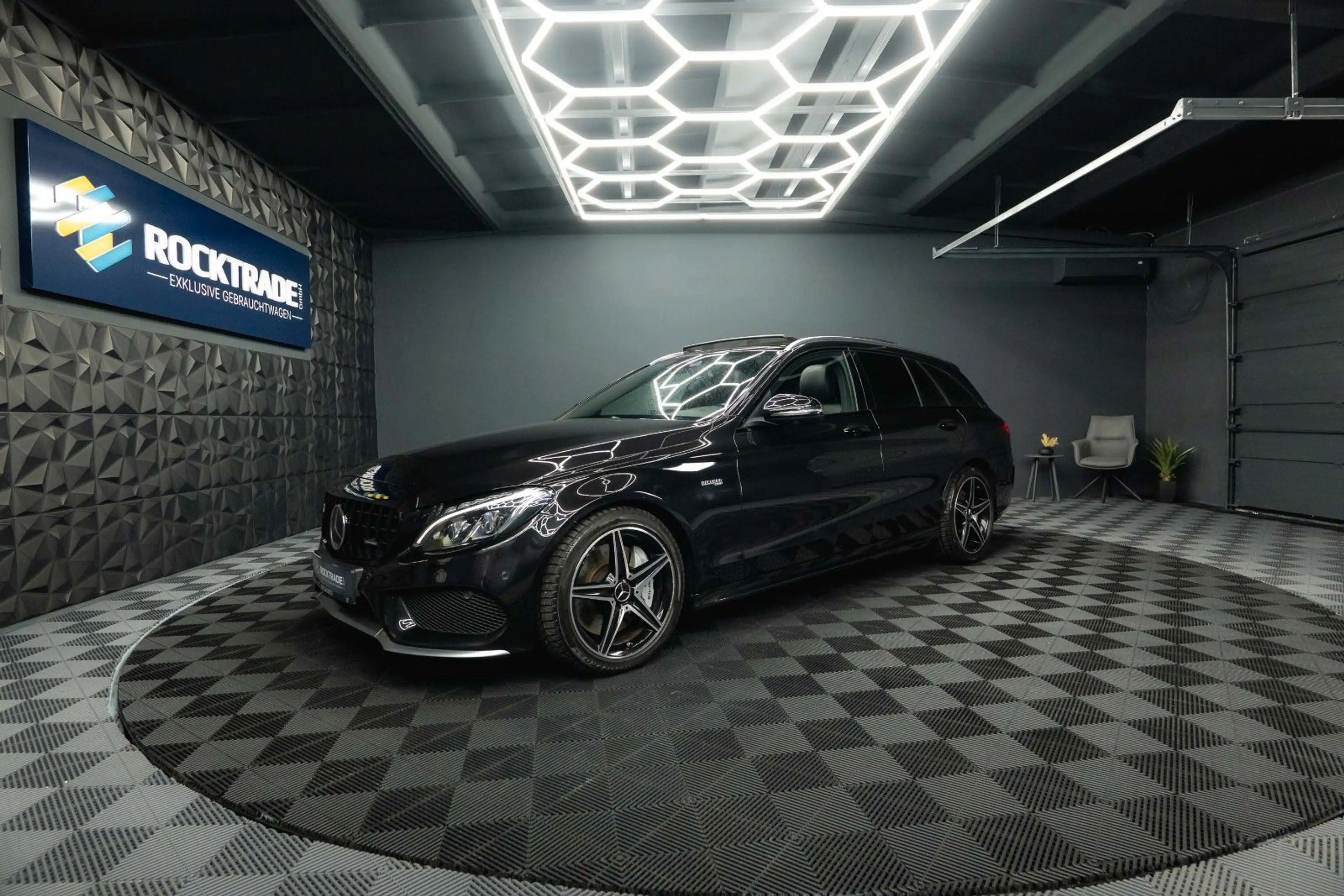 Mercedes-Benz C 43 AMG Performance Night-Paket *Pano*ACC*LED* — photo 10
