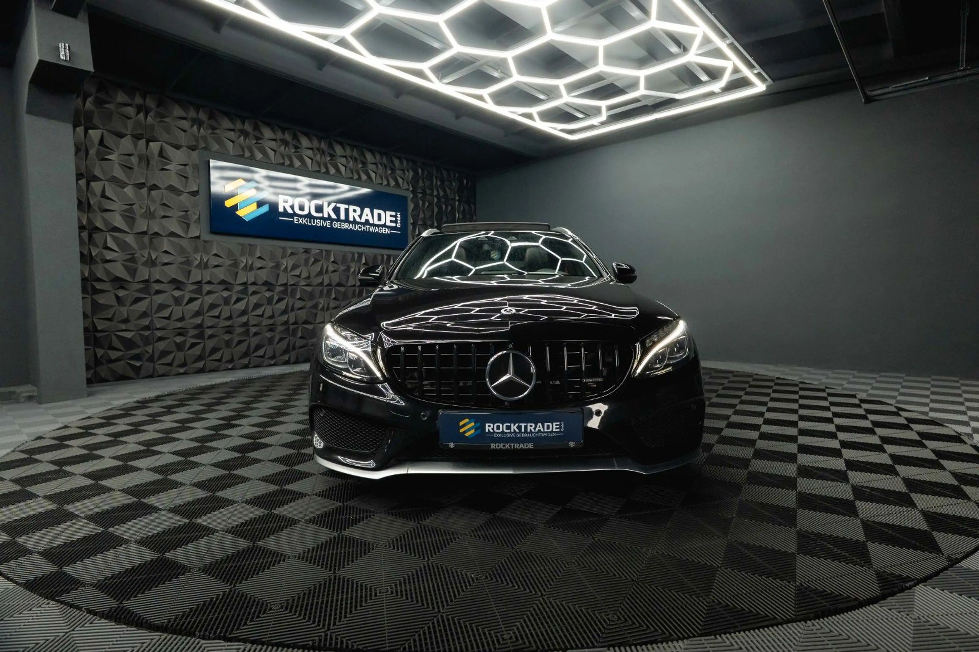 Mercedes-Benz C 43 AMG Performance Night-Paket *Pano*ACC*LED* — photo 12