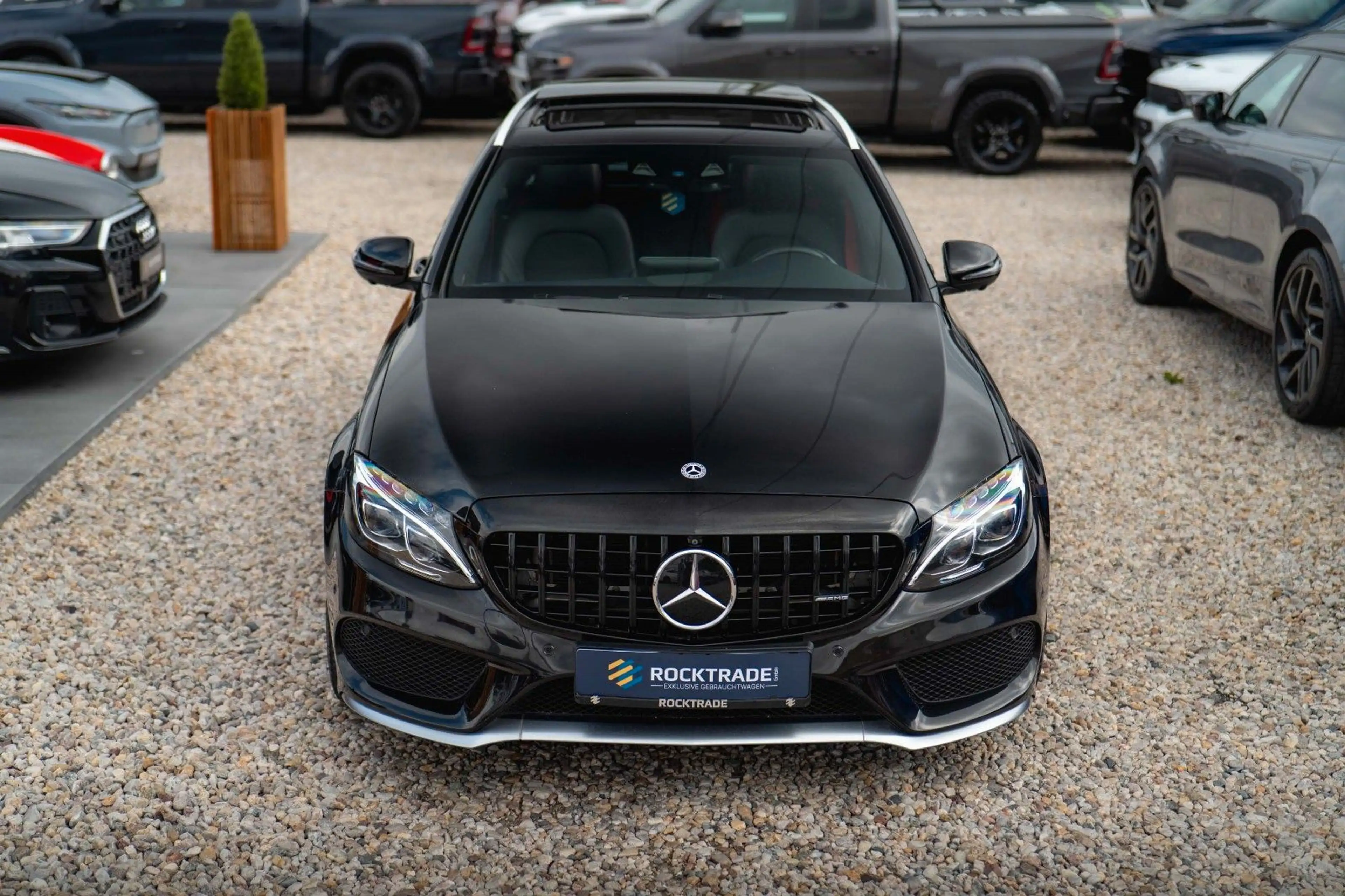 Mercedes-Benz C 43 AMG Performance Night-Paket *Pano*ACC*LED* — photo 3