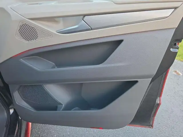 Volkswagen Transporter T7 Multivan Life