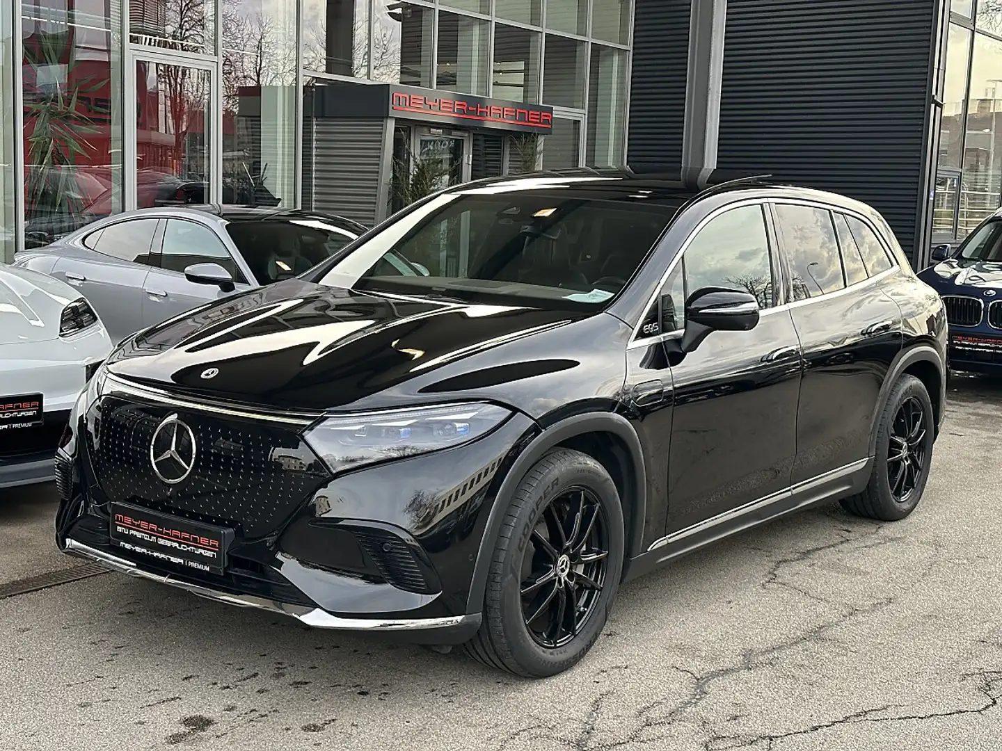 Mercedes-Benz EQS SUV 450 4Matic 108kWh Aut.7-SITZER, Panorama, 3... Schwarz - 1