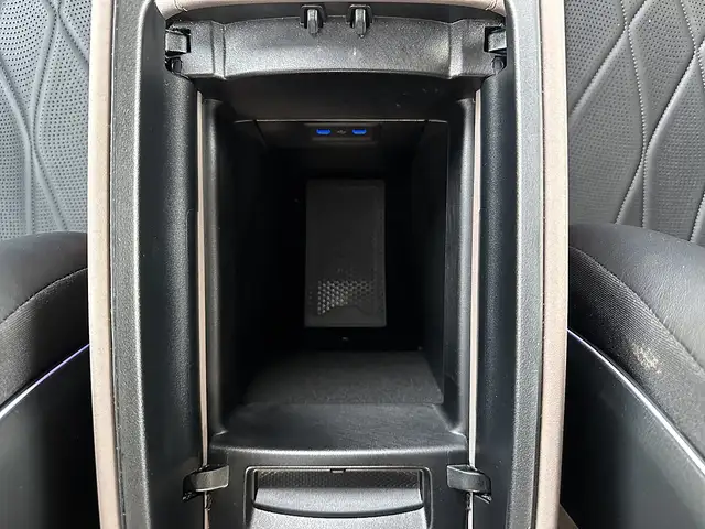 Mercedes-Benz EQS SUV 450 4Matic 108kWh Aut.7-SITZER, Panorama, 3... Ansicht 28