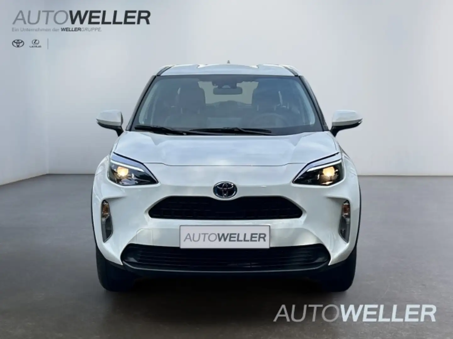 Toyota Yaris Cross Hybrid Business Edition Inkl. Kamera / Klima / Car Weiß - 2