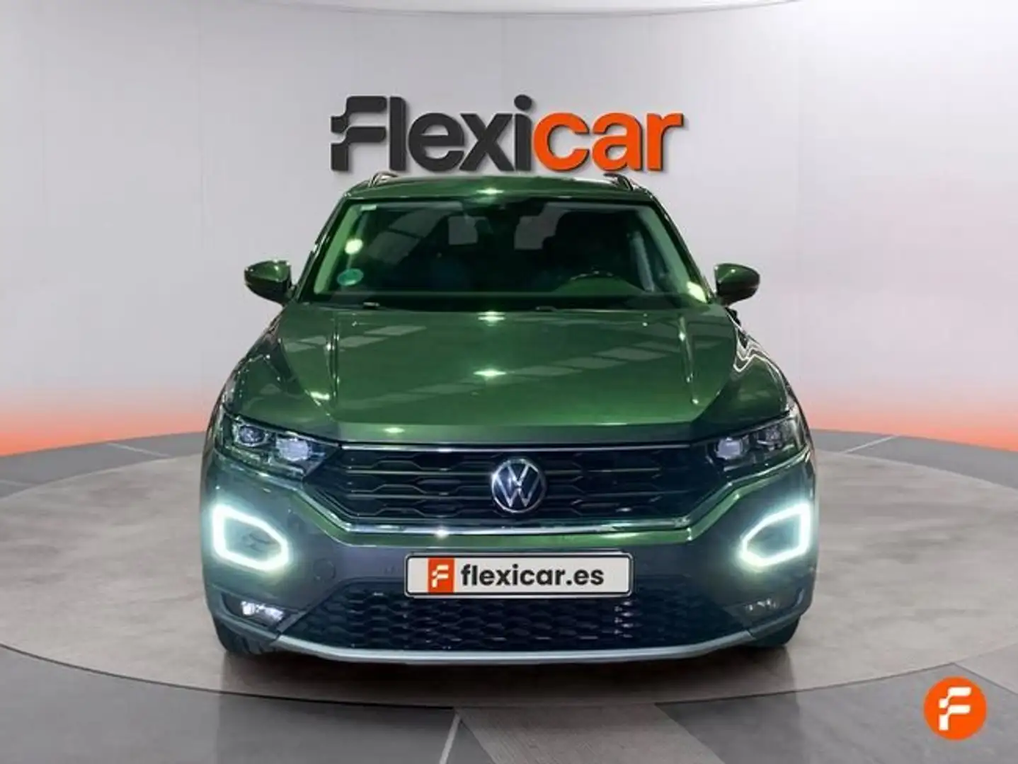 Volkswagen T-Roc 1.0 TSI Advance 81kW Gris - 2