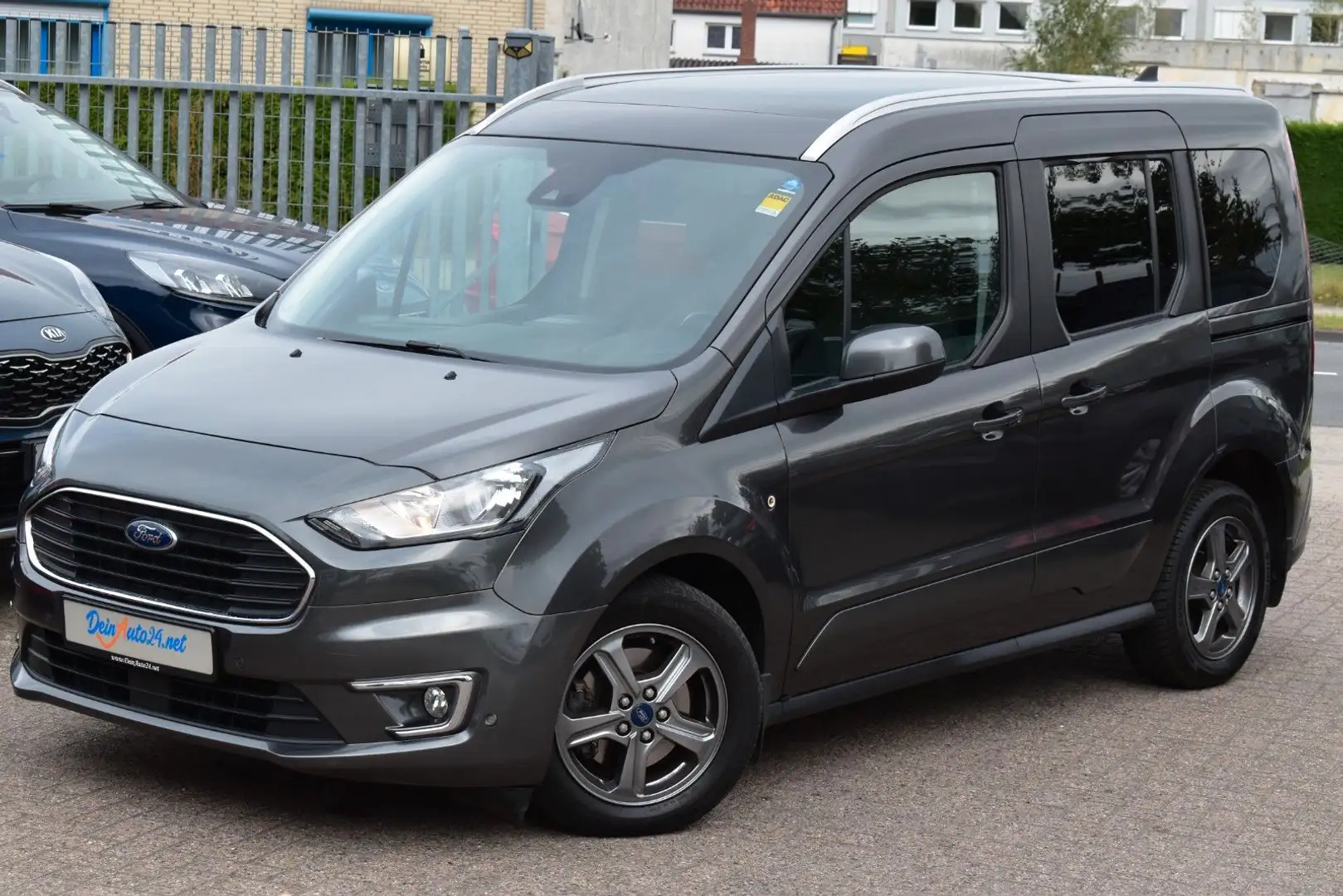 Ford Tourneo Connect Titanium S/S 1.Hd.|Scheckh.|Pano Rot - 1