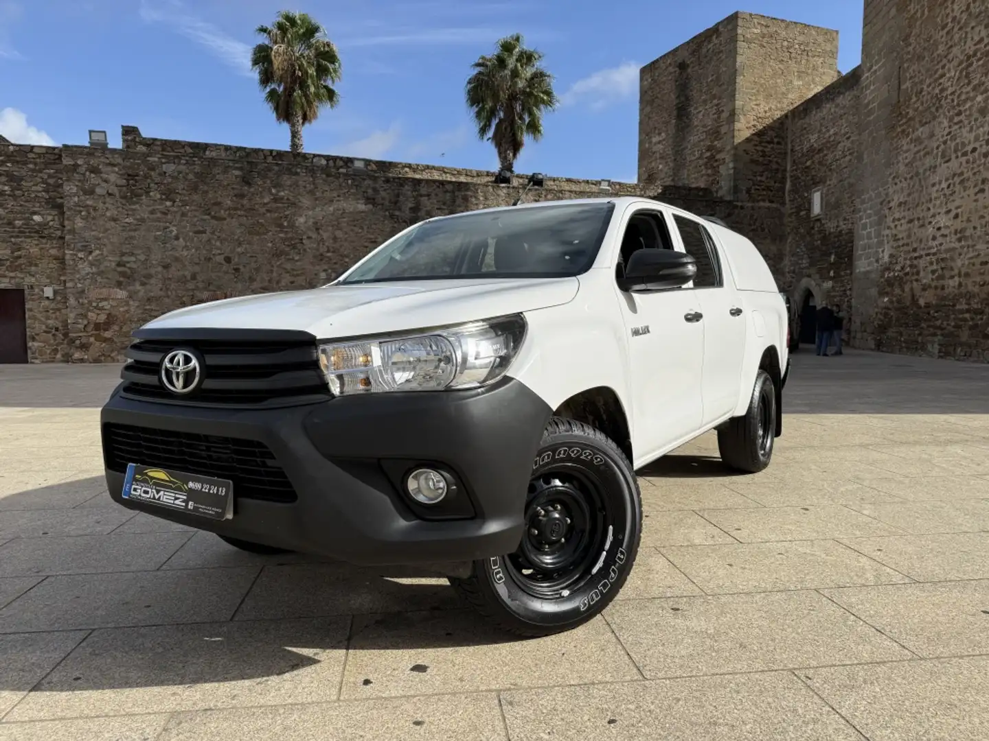 Toyota Hilux Cabina Doble GX Blanco - 1