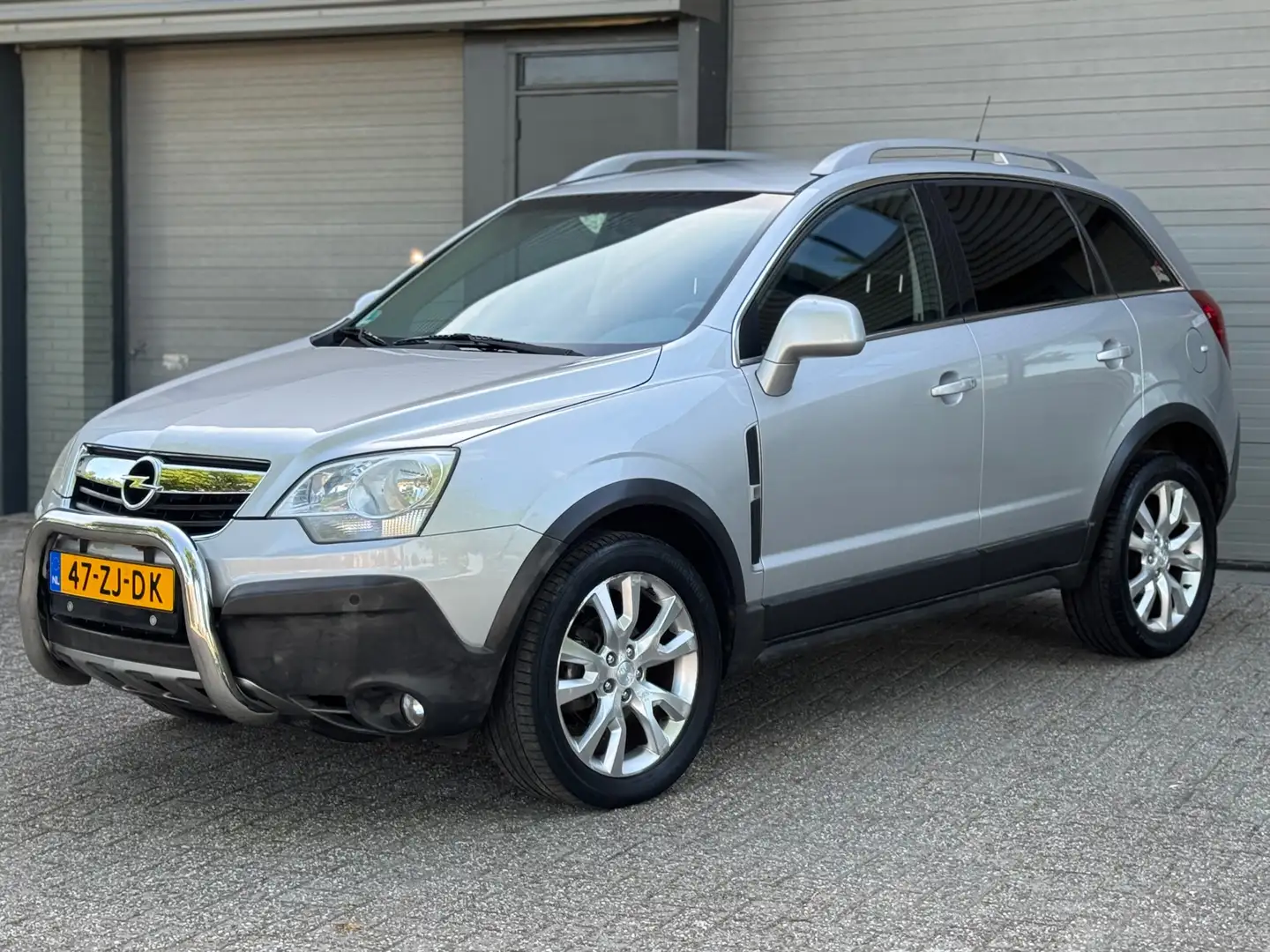 Opel Antara 2.4-16V Enjoy Grijs - 1