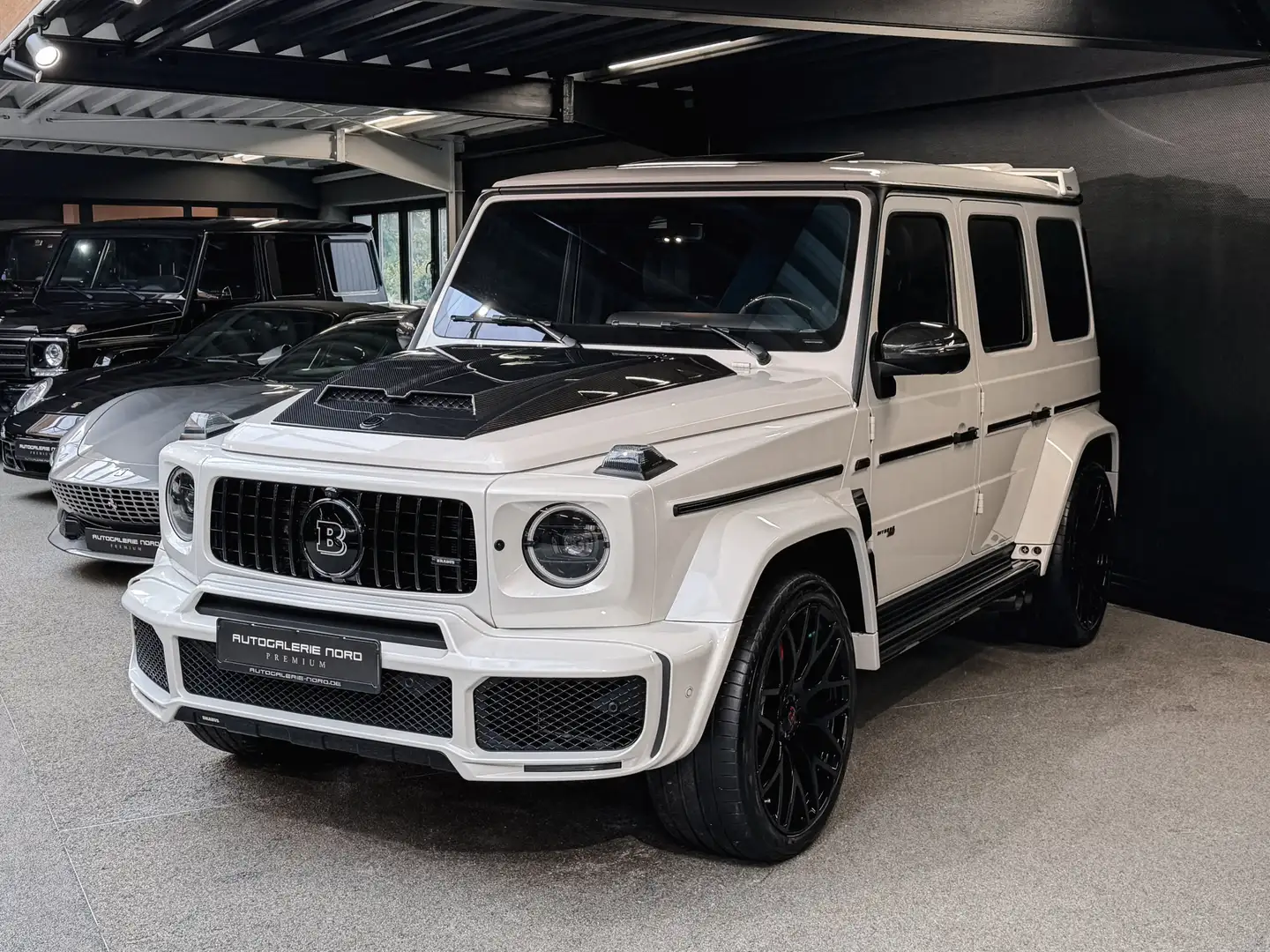 Mercedes-Benz G 63 AMG Brabus 700+Designo+Superior+Sternenhimmel Weiß - 2