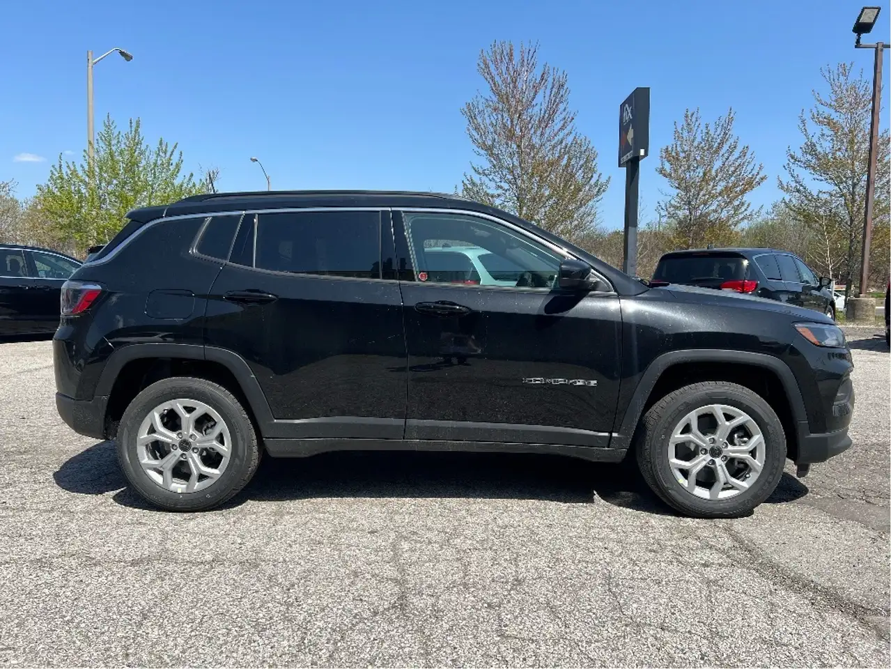 Jeep Compass photo Jeep Compass