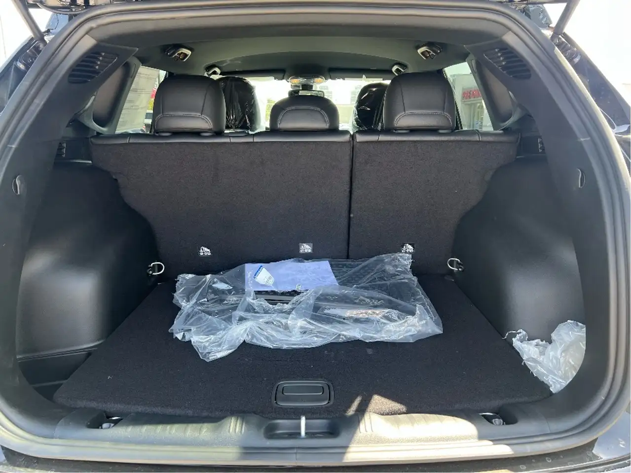Jeep Compass photo Jeep Compass