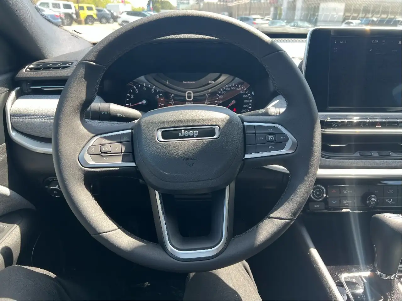 Jeep Compass photo Jeep Compass