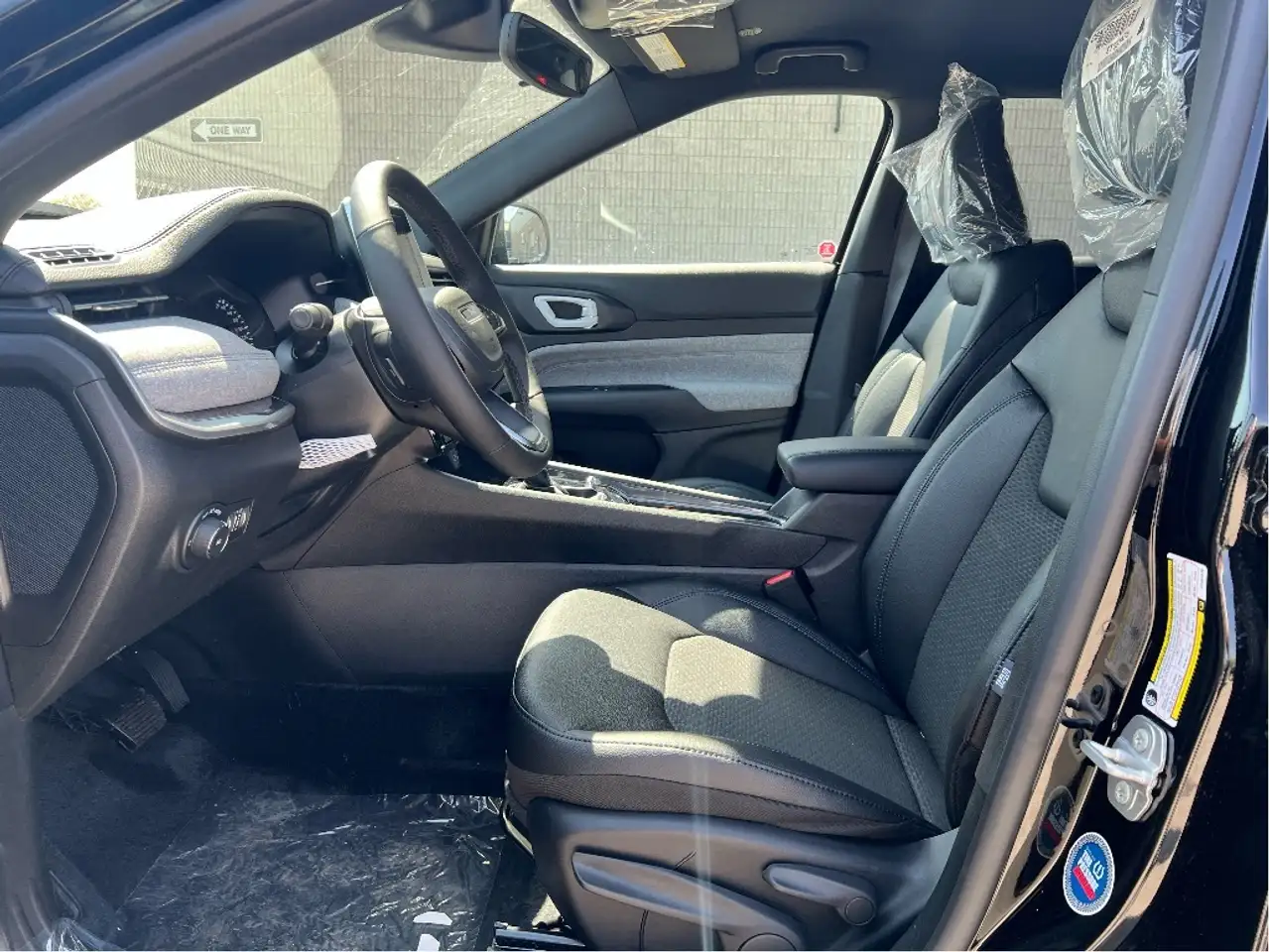Jeep Compass photo Jeep Compass
