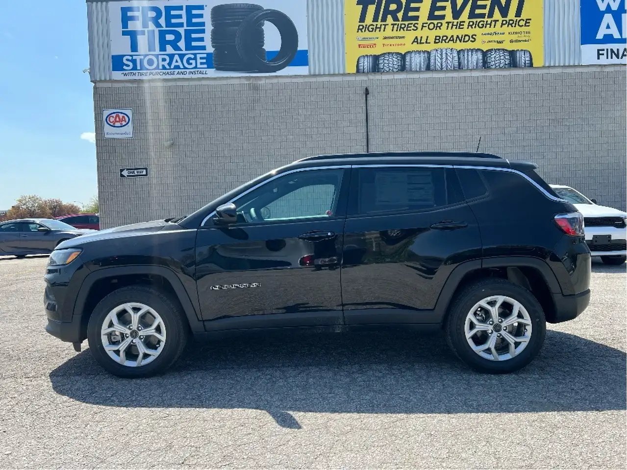 Jeep Compass photo Jeep Compass
