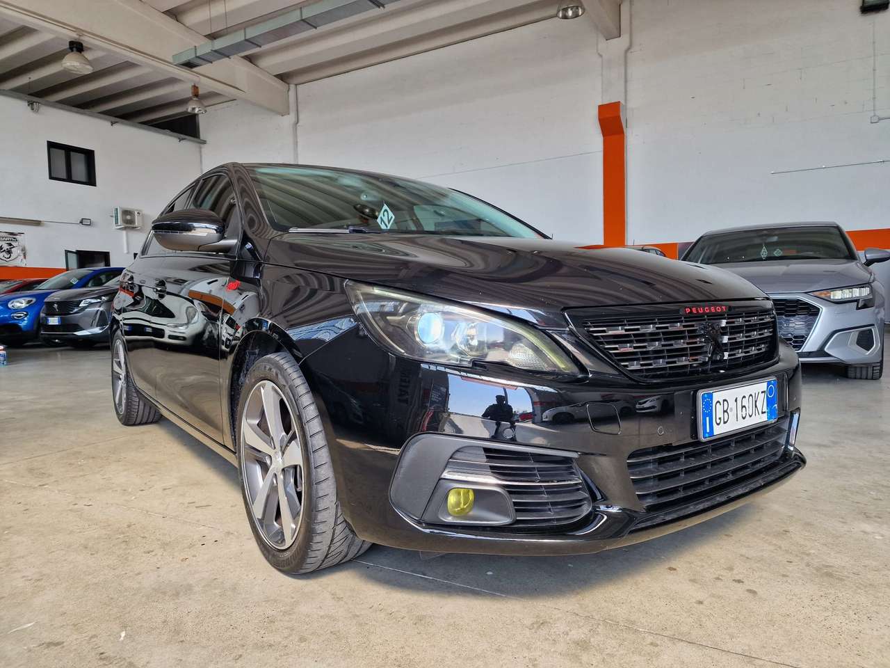 Peugeot 308 308  5p 1.5 bluehdi Allure s