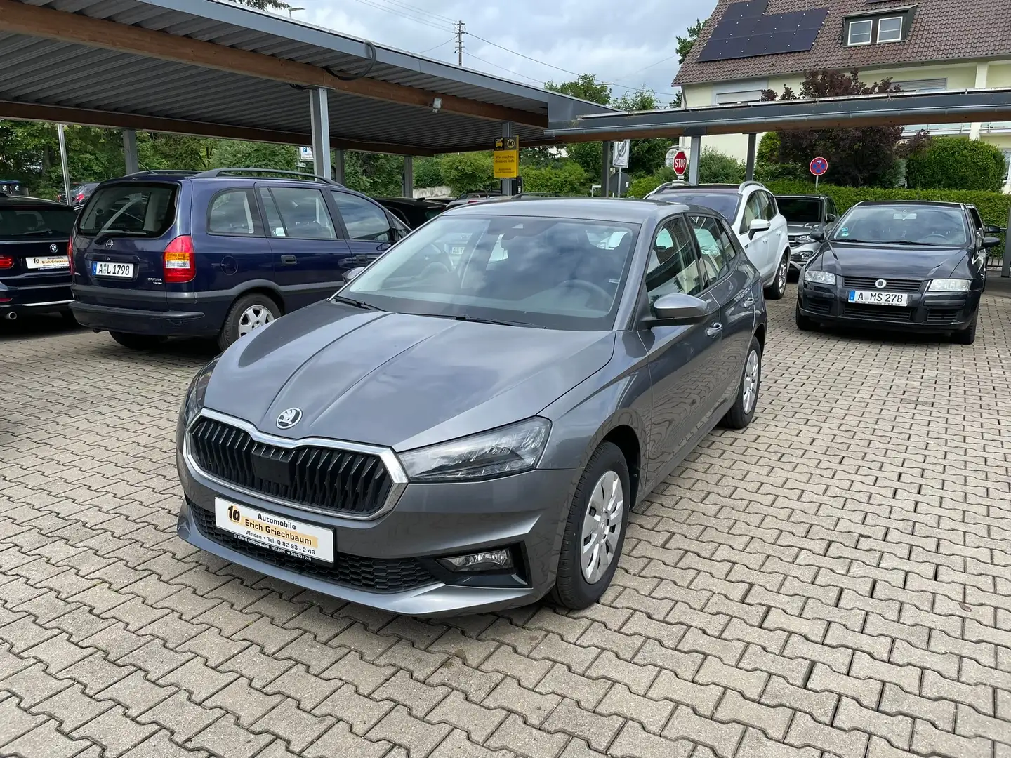 Skoda Fabia Ambition Grau - 1