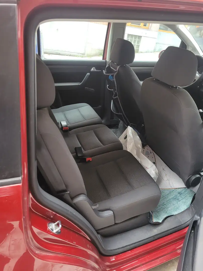 Volkswagen Touran Brown - 2