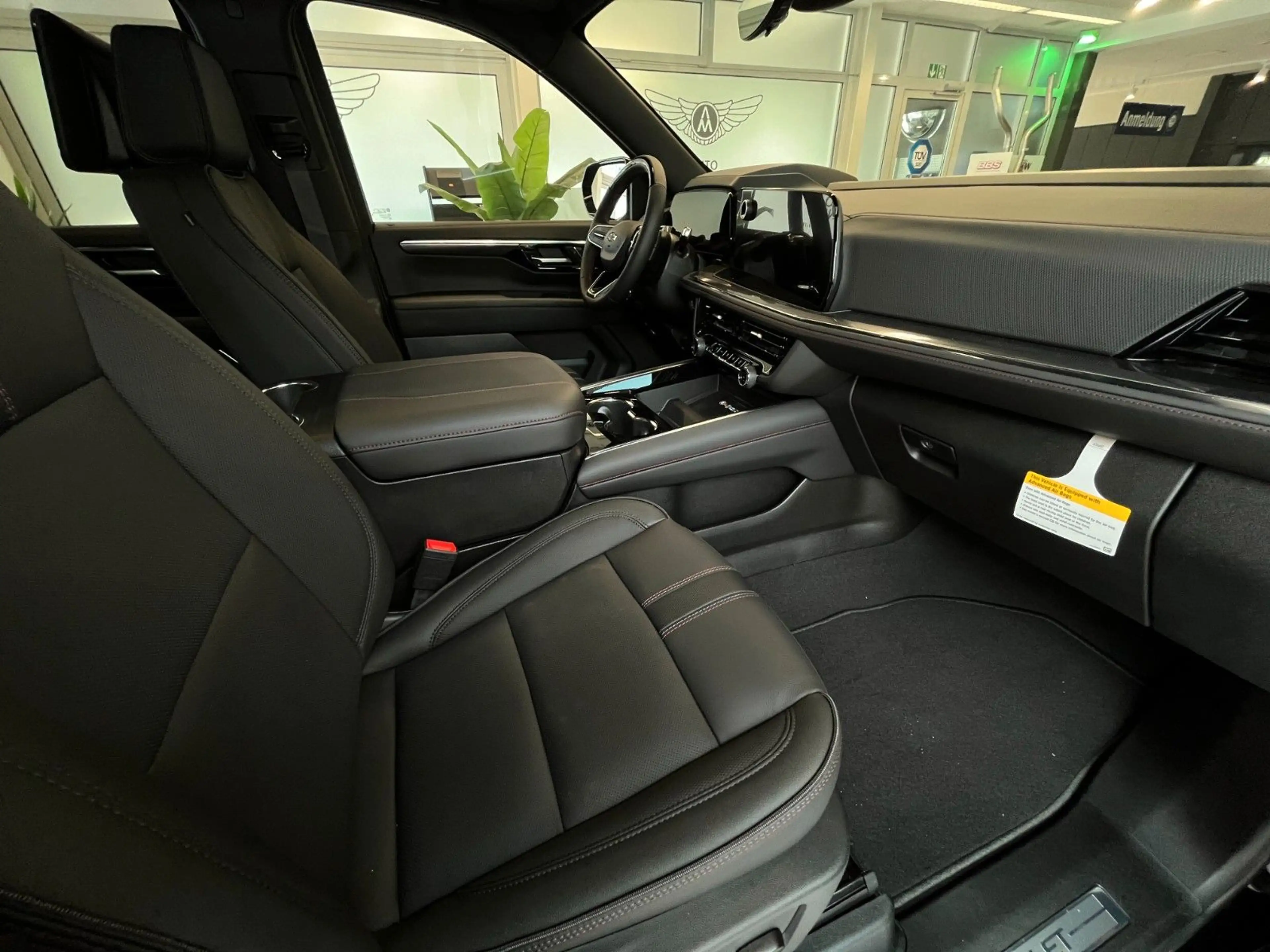 Chevrolet Tahoe RST 6.2 V8 — photo 15