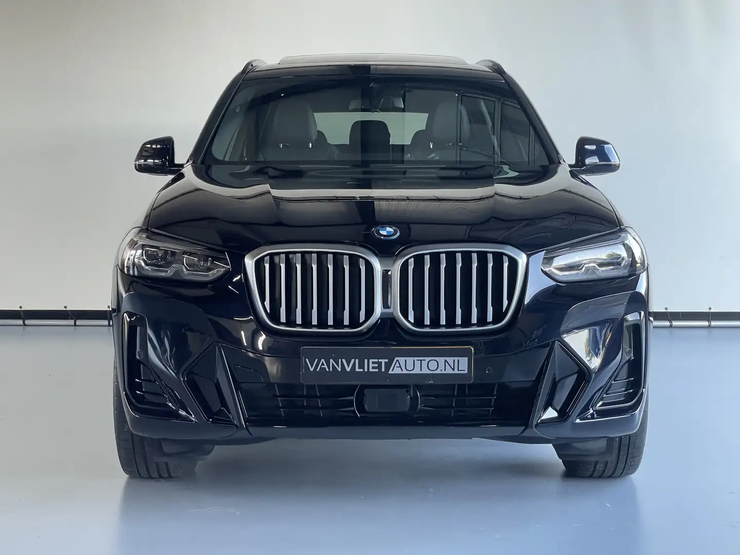 BMW X3 xDrive30e High Executive M Sport Panorama Dak Zwart - 2