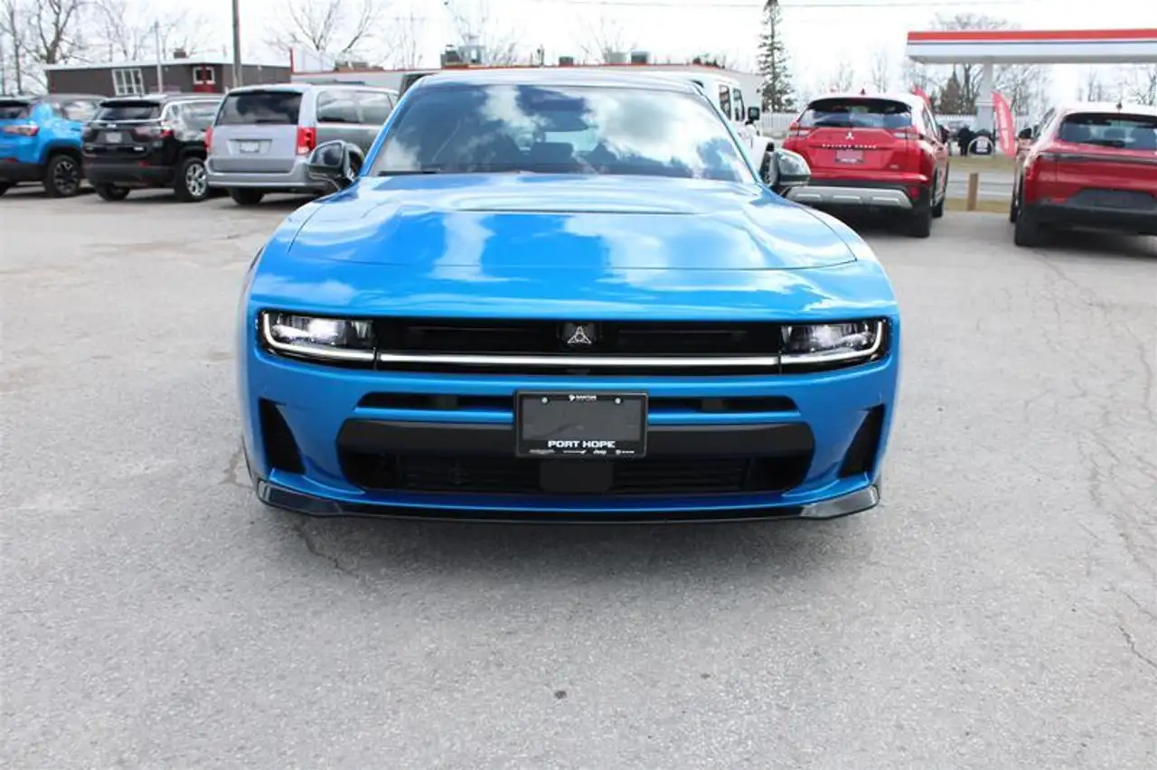 Dodge Charger снимка Dodge Charger