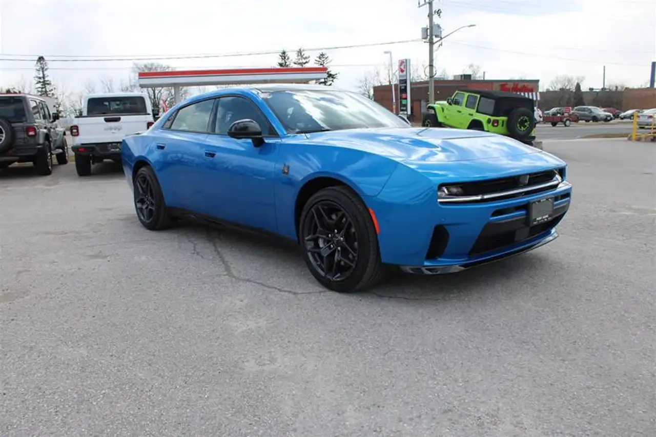 Dodge Charger снимка Dodge Charger
