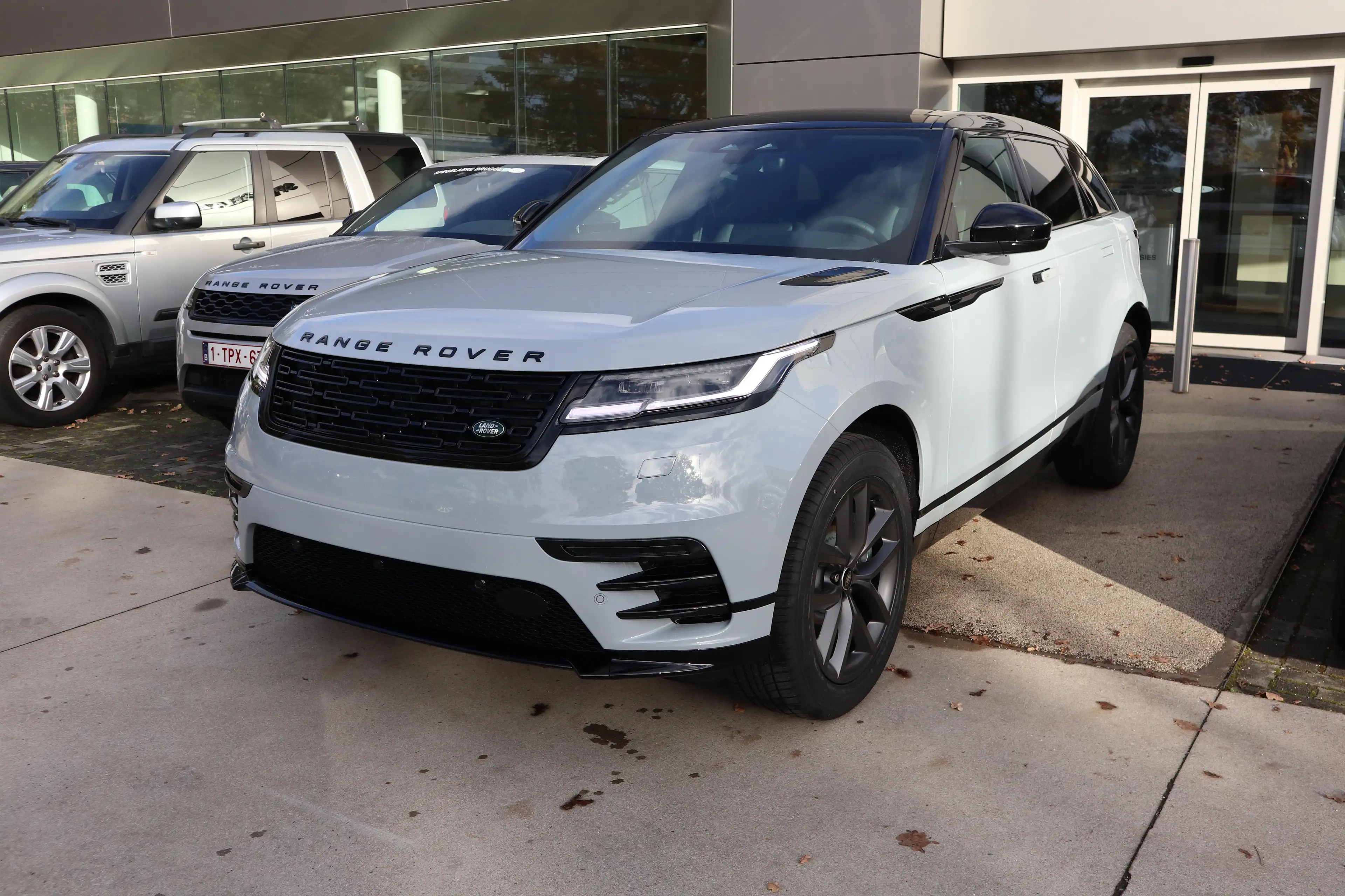 Land Rover Range Rover Velar P400e Dynamic SE