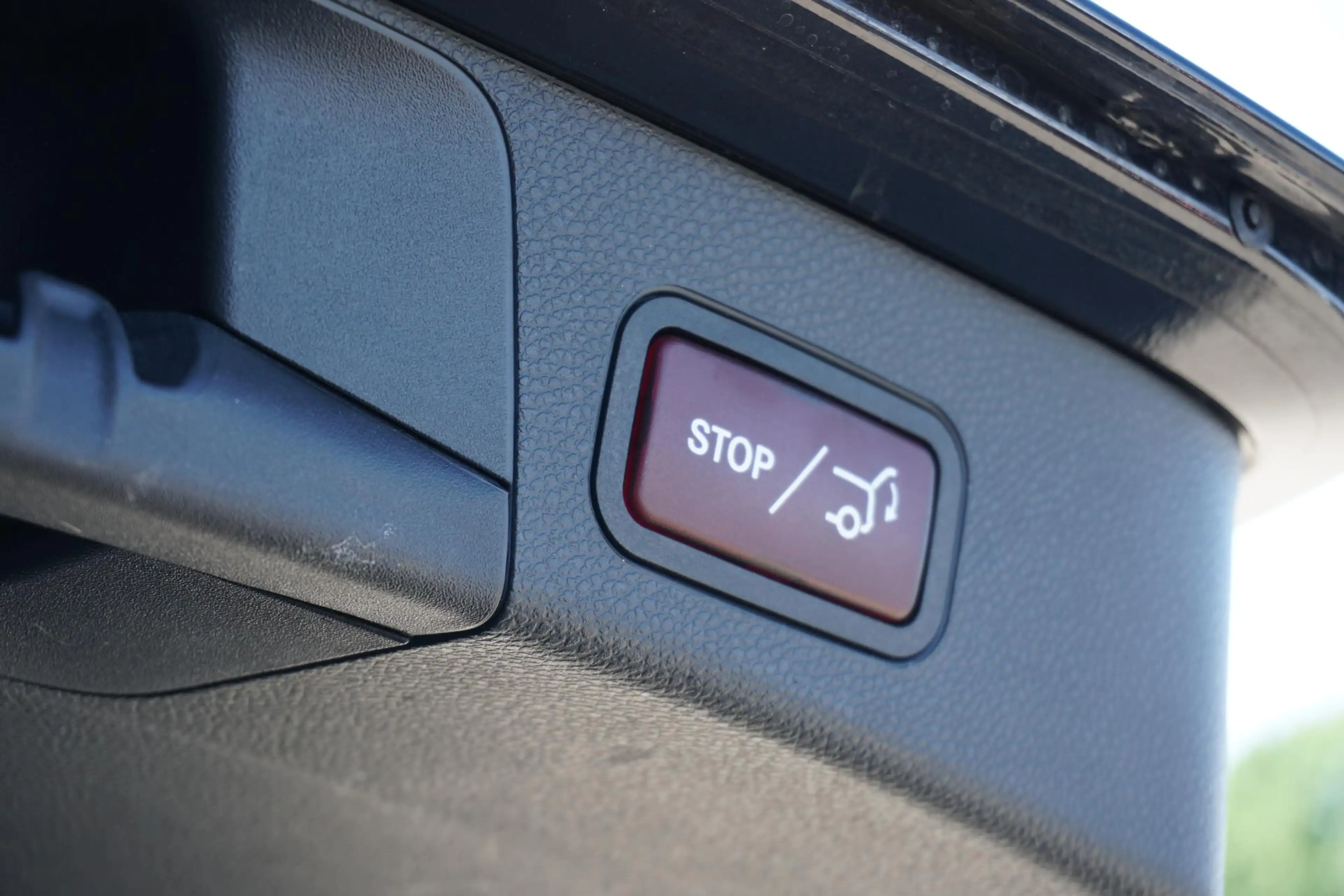 Mercedes-Benz C 180 Estate Prestige + TREKHAAK / LED / STOELVERWARMING — photo 12