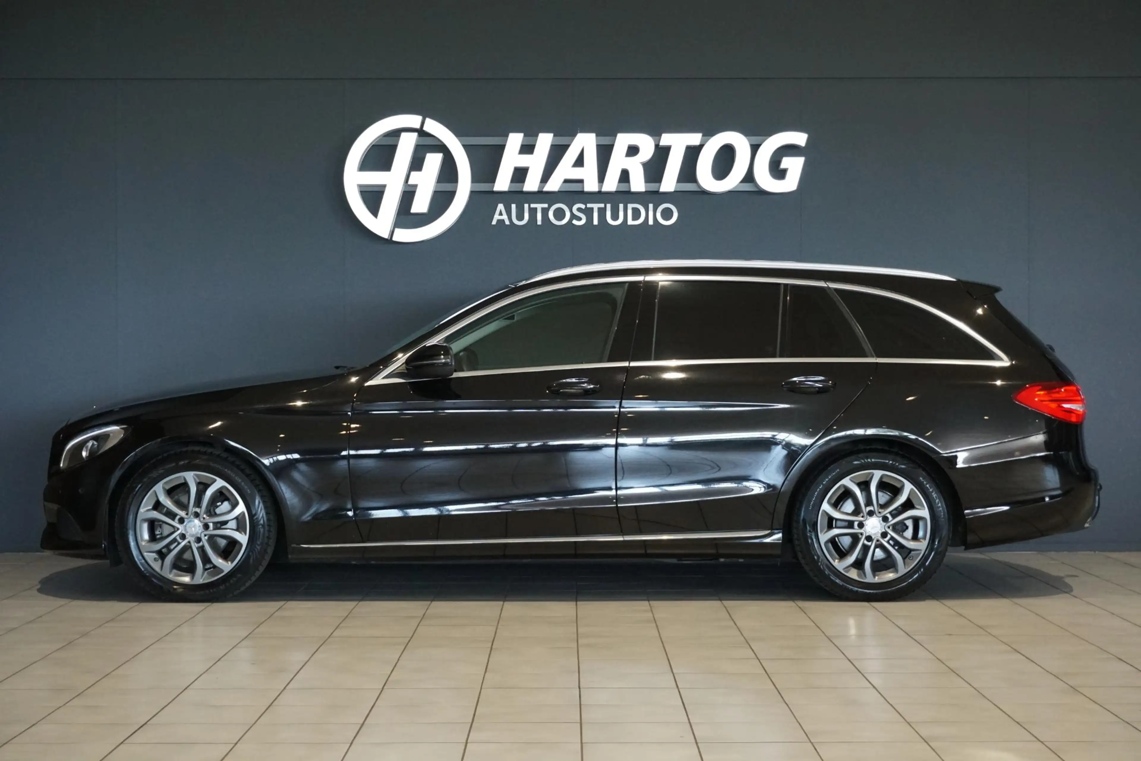 Mercedes-Benz C 180 Estate Prestige + TREKHAAK / LED / STOELVERWARMING — photo 5