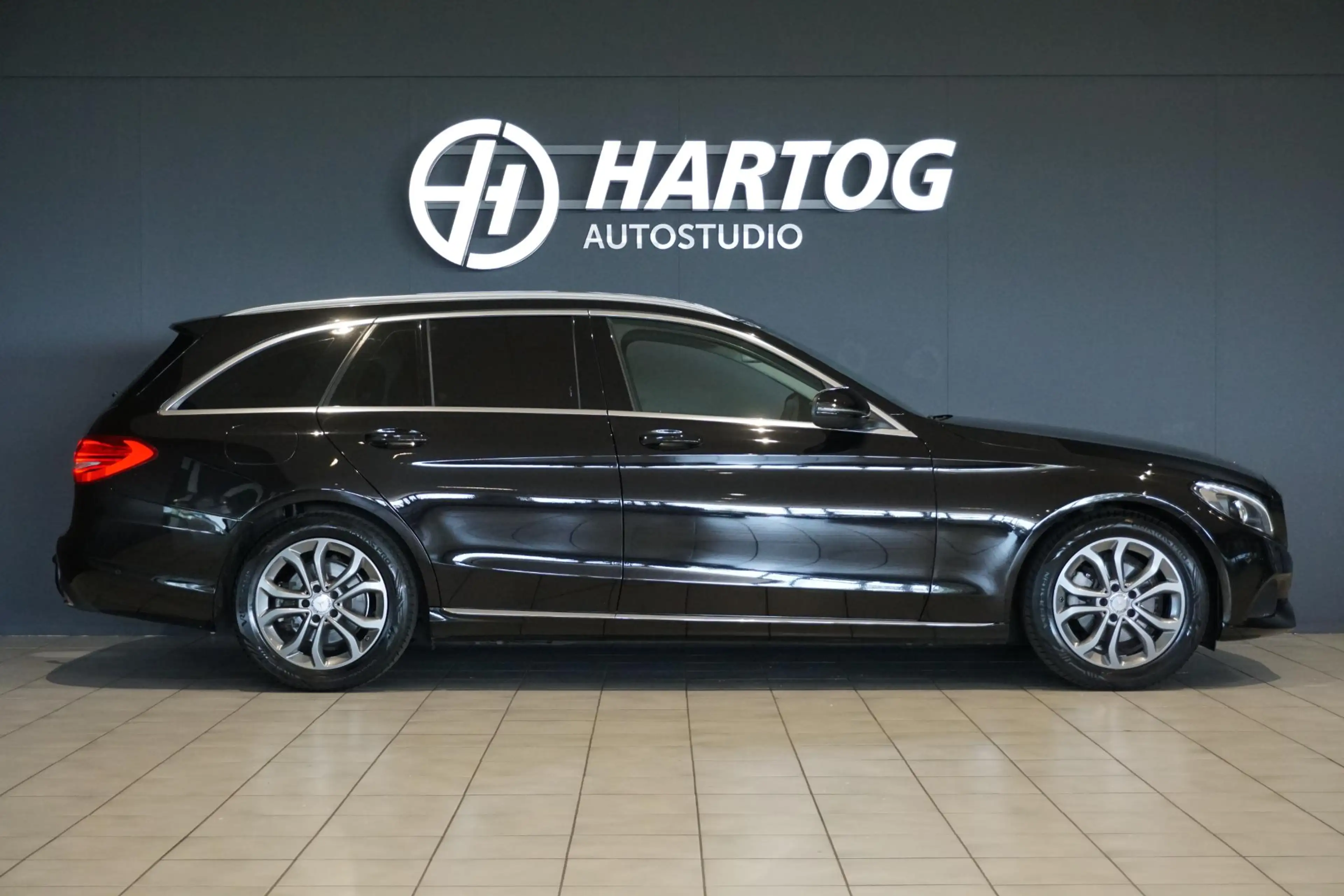 Mercedes-Benz C 180 Estate Prestige + TREKHAAK / LED / STOELVERWARMING — photo 6