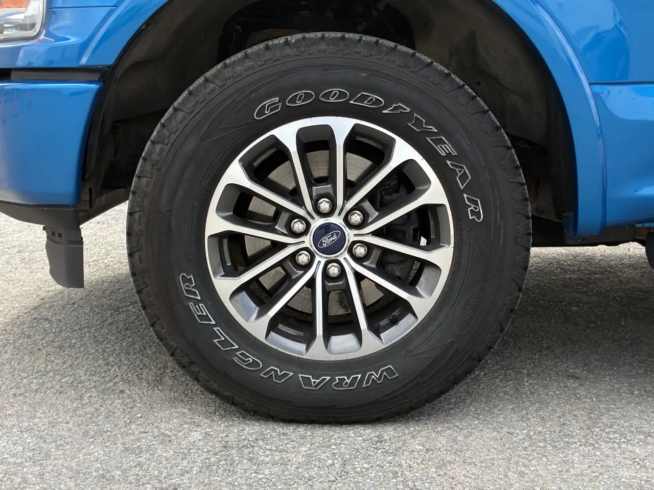 Ford F 150 снимка Ford F 150