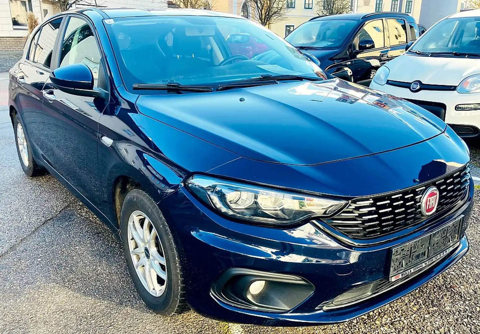 Fiat Tipo 1,3 MultiJet II 95 Easy Blau - 1