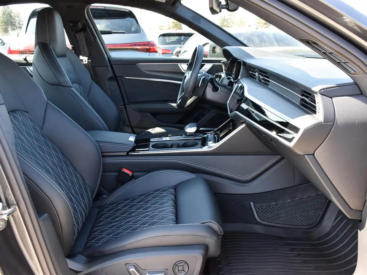 Audi S6 снимка Audi S6