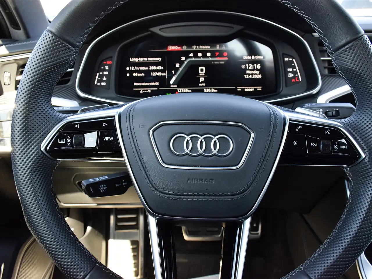 Audi S6 снимка Audi S6
