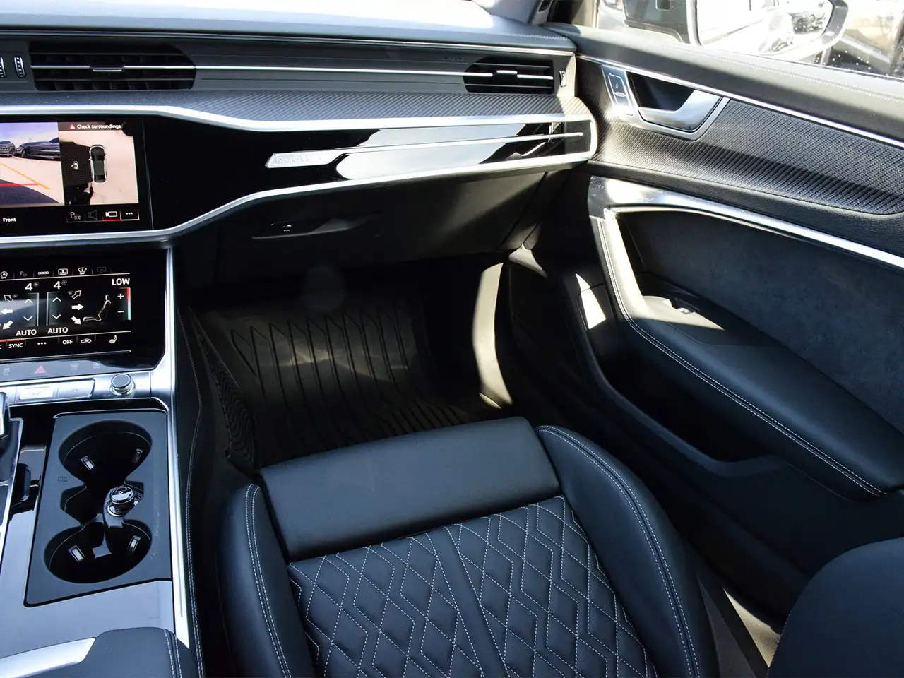 Audi S6 снимка Audi S6