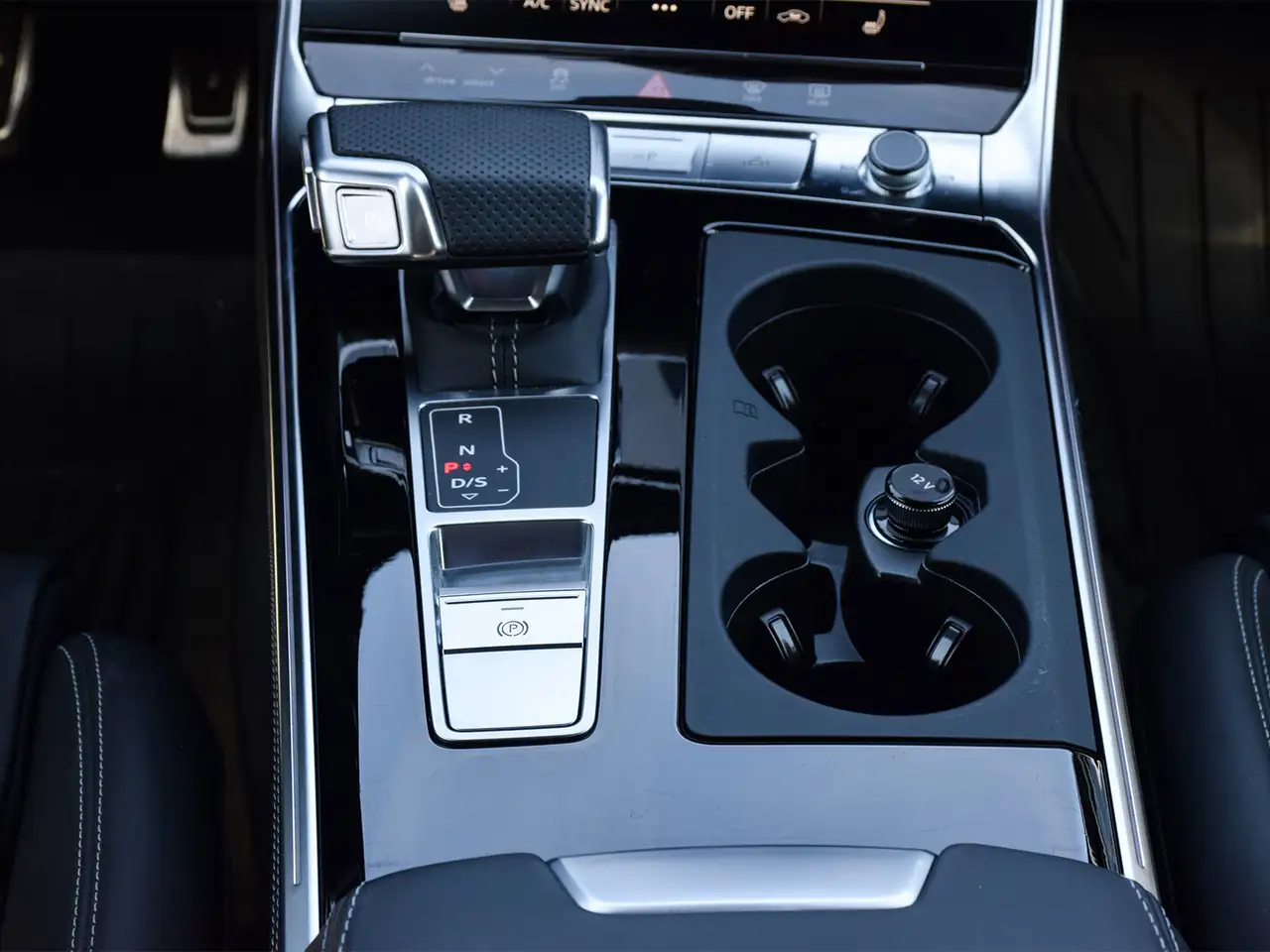 Audi S6 снимка Audi S6