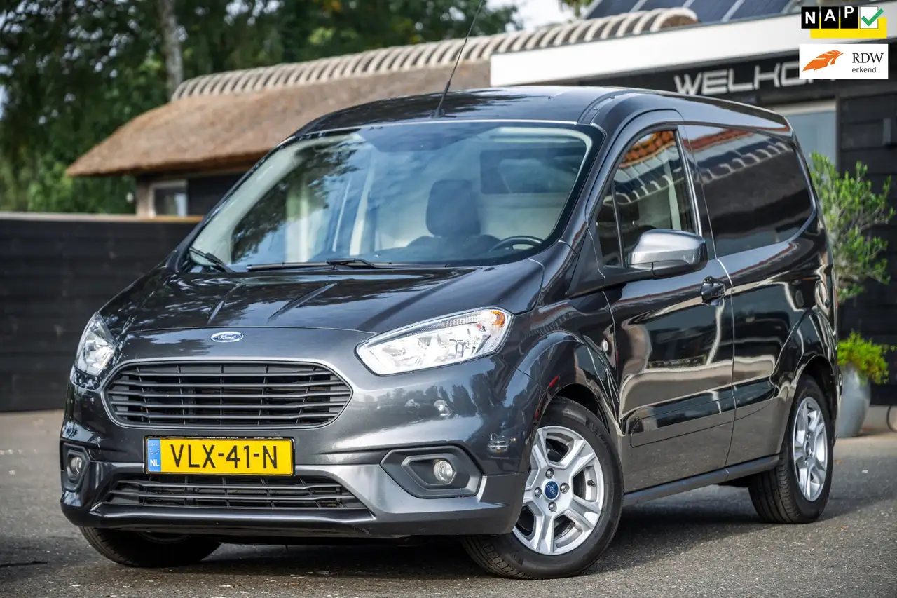 Ford Transit Courier 1.5 TDCI Limited Trekhaak I LM Velgen I Parkeersen — photo 1 of 40