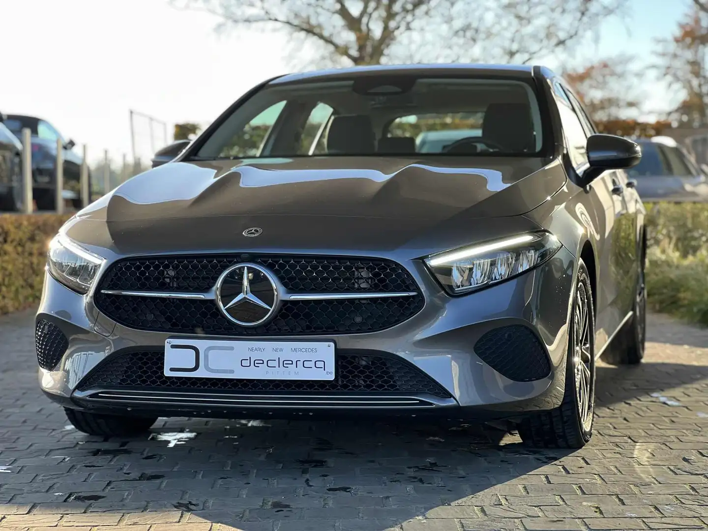 Mercedes-Benz A 180 Automaat Progressive 2024 camera led DABradio Grijs - 1