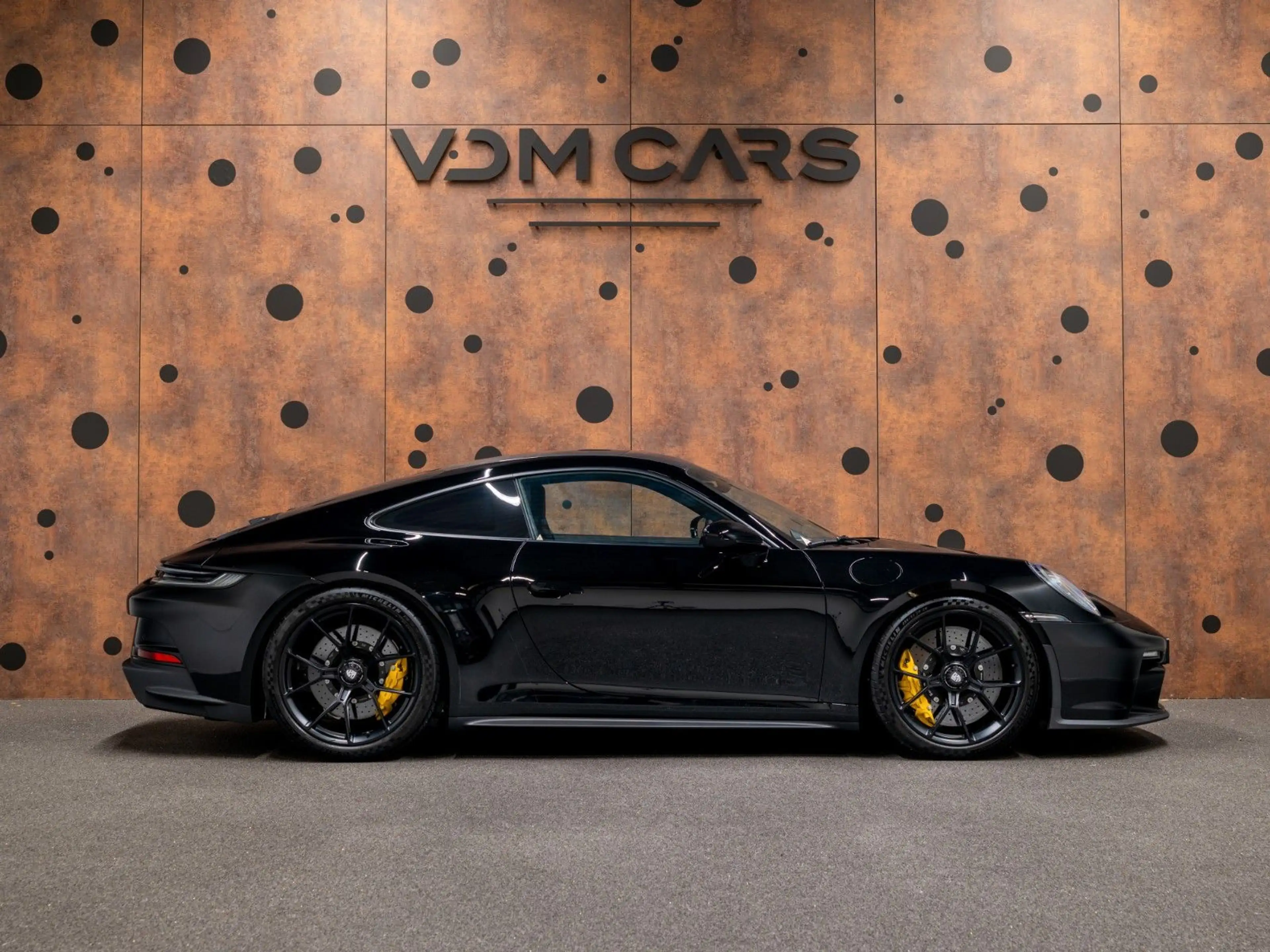 Porsche 911 GT3 Touring Paket*PCCB*LIFT*CARBON*CAMERA* — photo 6