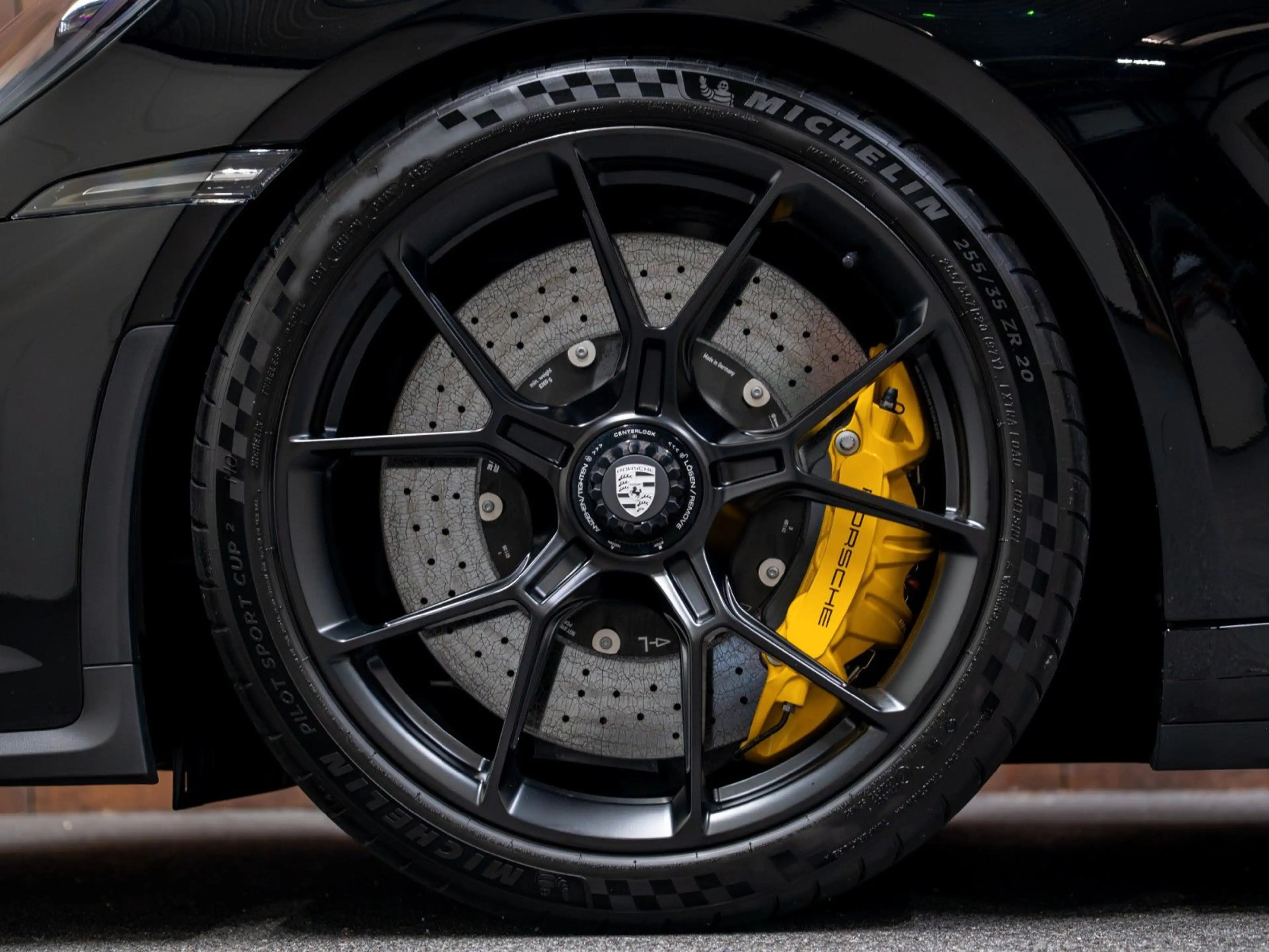 Porsche 911 GT3 Touring Paket*PCCB*LIFT*CARBON*CAMERA* — photo 15