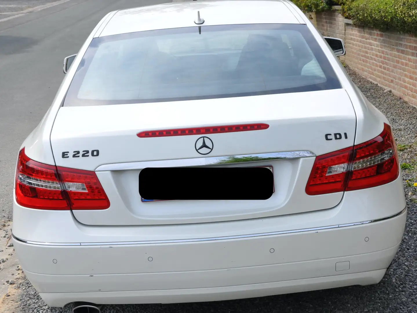 Mercedes-Benz E 220 COUPE E 220 CDI BE Elegance Wit - 1