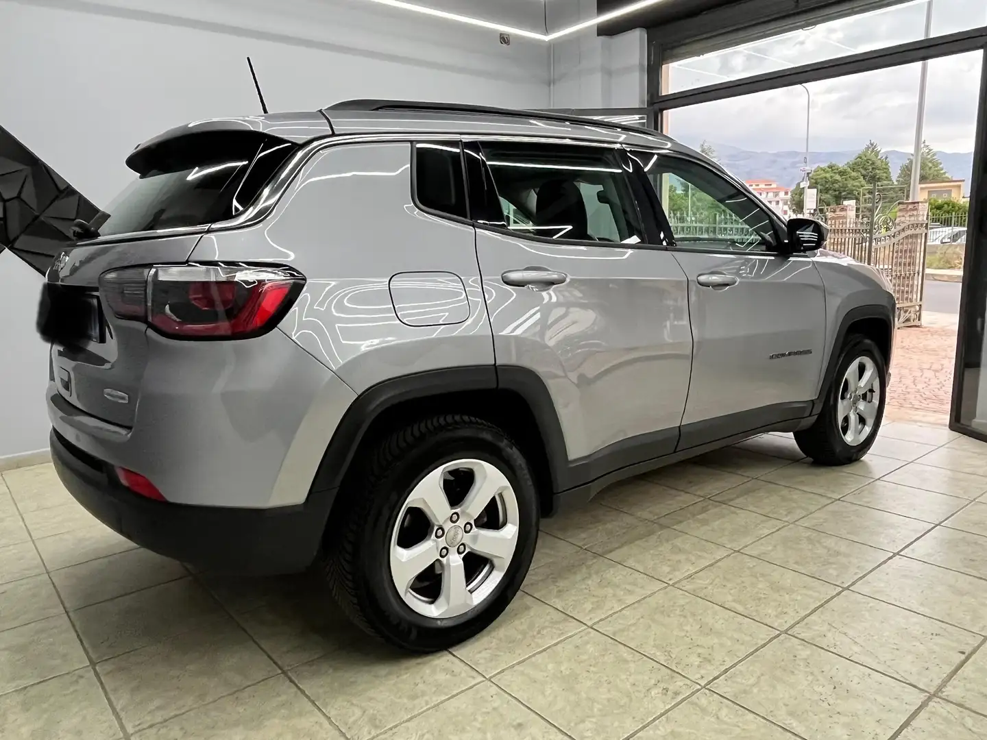 Jeep Compass Compass 2.0 mjt Longitude 4wd 140cv my19 Grigio - 2