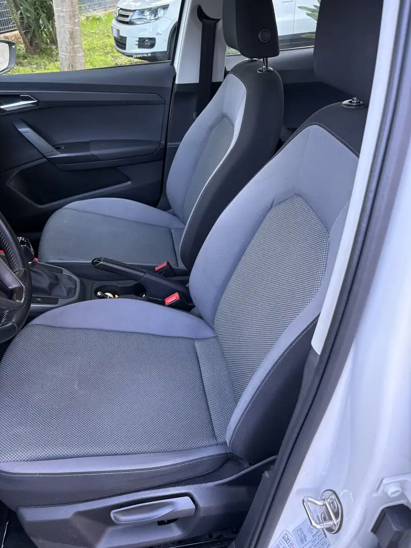 SEAT Arona 1.0 tgi Style 90cv - 1