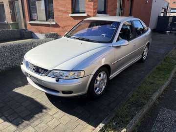 1.8i XE 16v Business (Fleet)