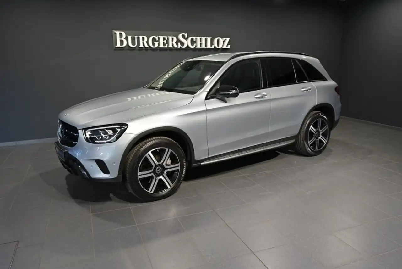 Mercedes-Benz GLC 300 e 4M LED/NAVI/AHK/KAMERA