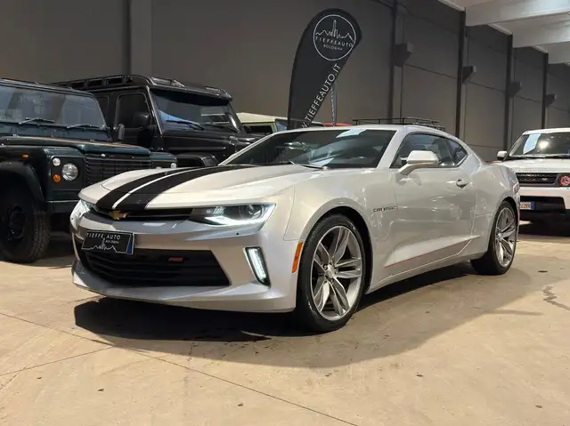 Chevrolet Camaro RS 3.6 V6 manual gearshift