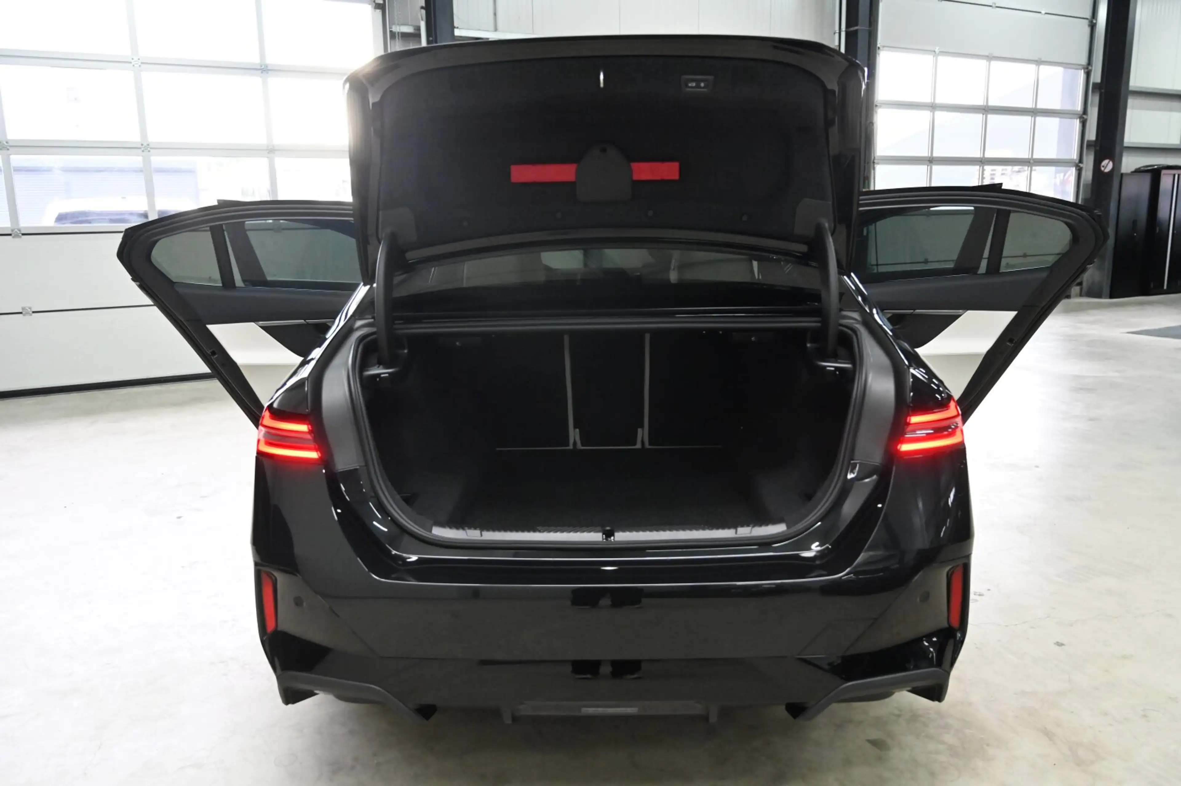 BMW 540 540d xDrive M-Sport PRO PANO*INNO*B&W*CARBON*21' — photo 5