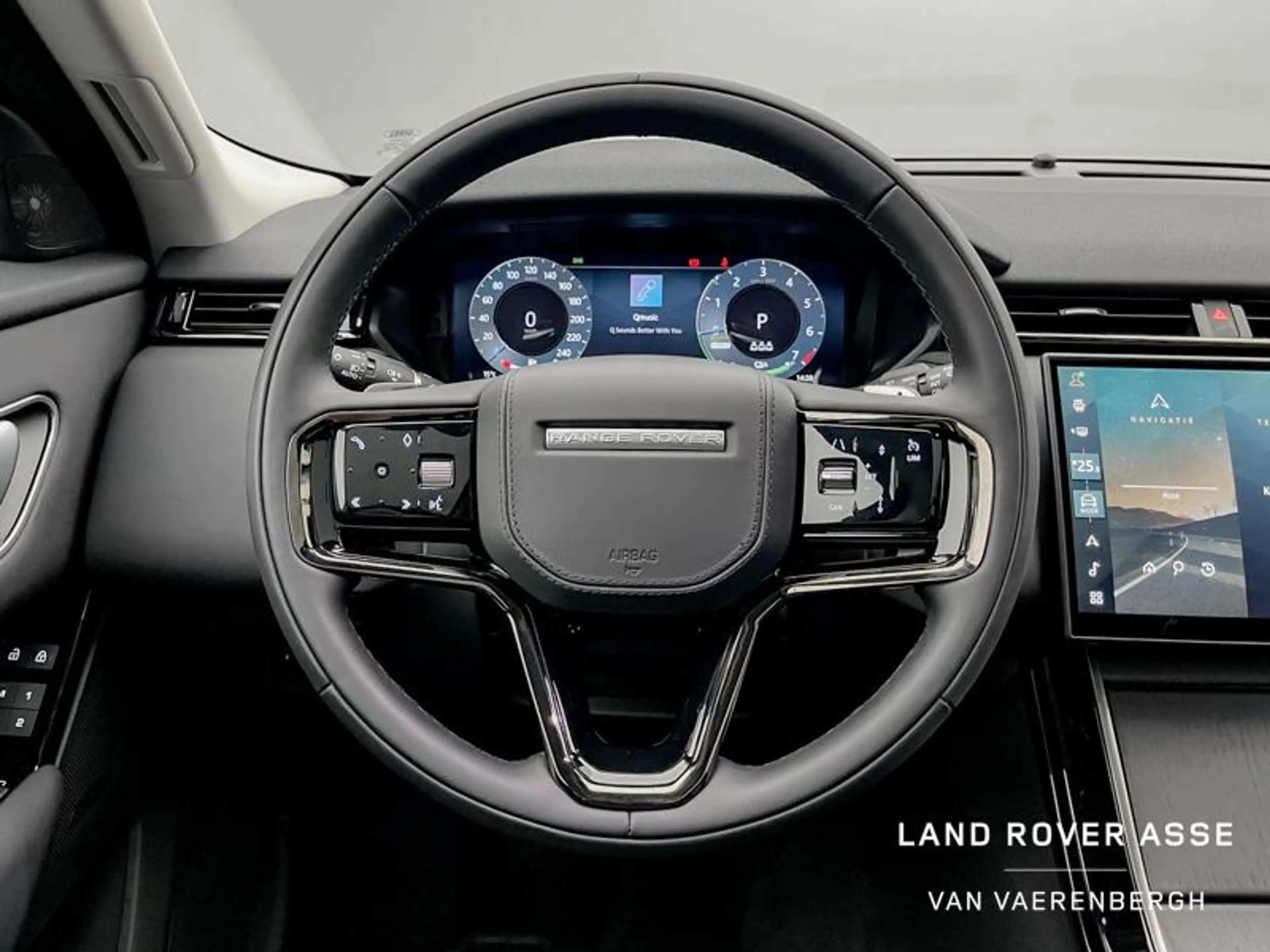 Land Rover Range Rover Velar P400e S AWD — photo 12