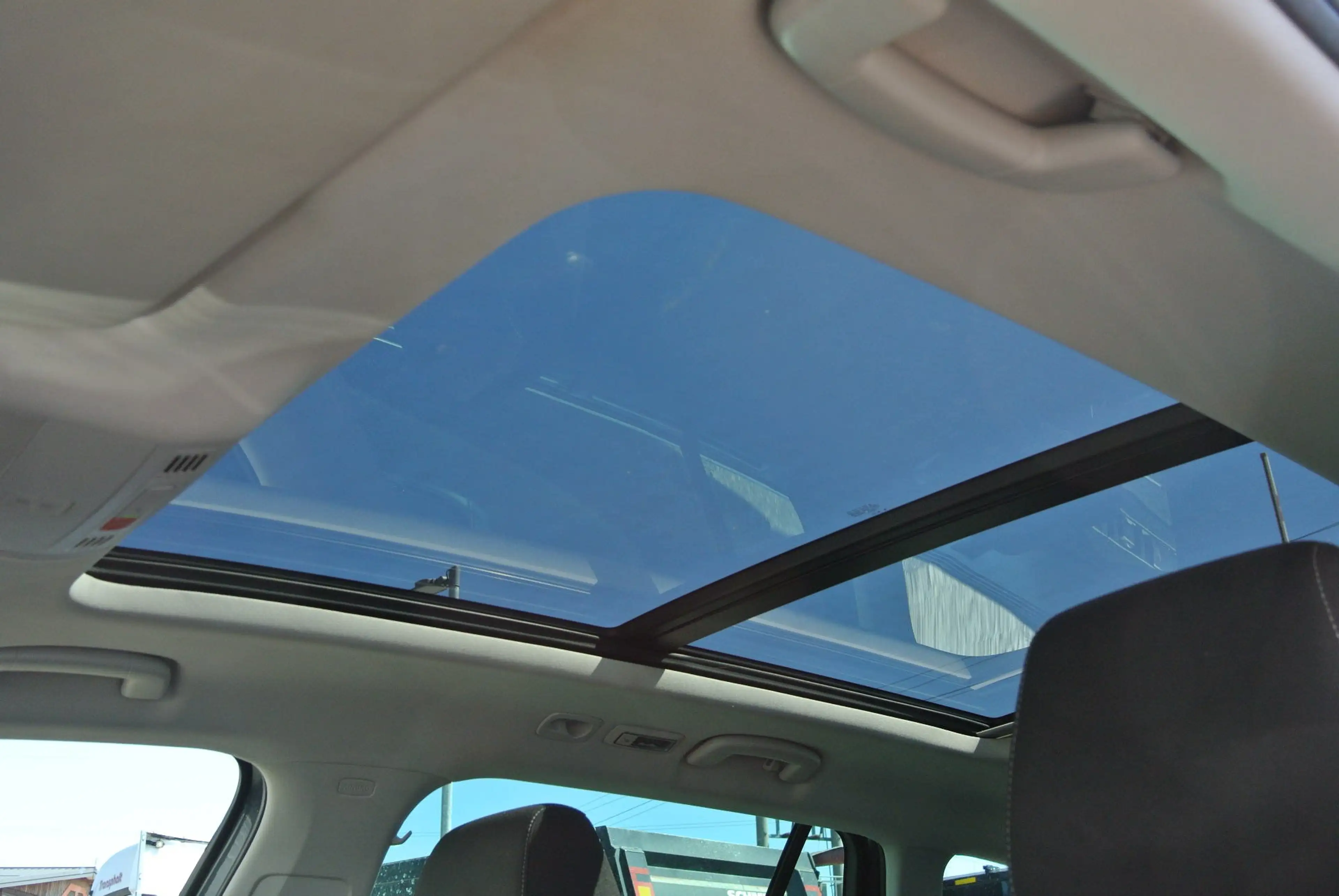 Skoda Superb Kombi 2,0 TDI DSG Style * PANO * LED * KAMERA — photo 9