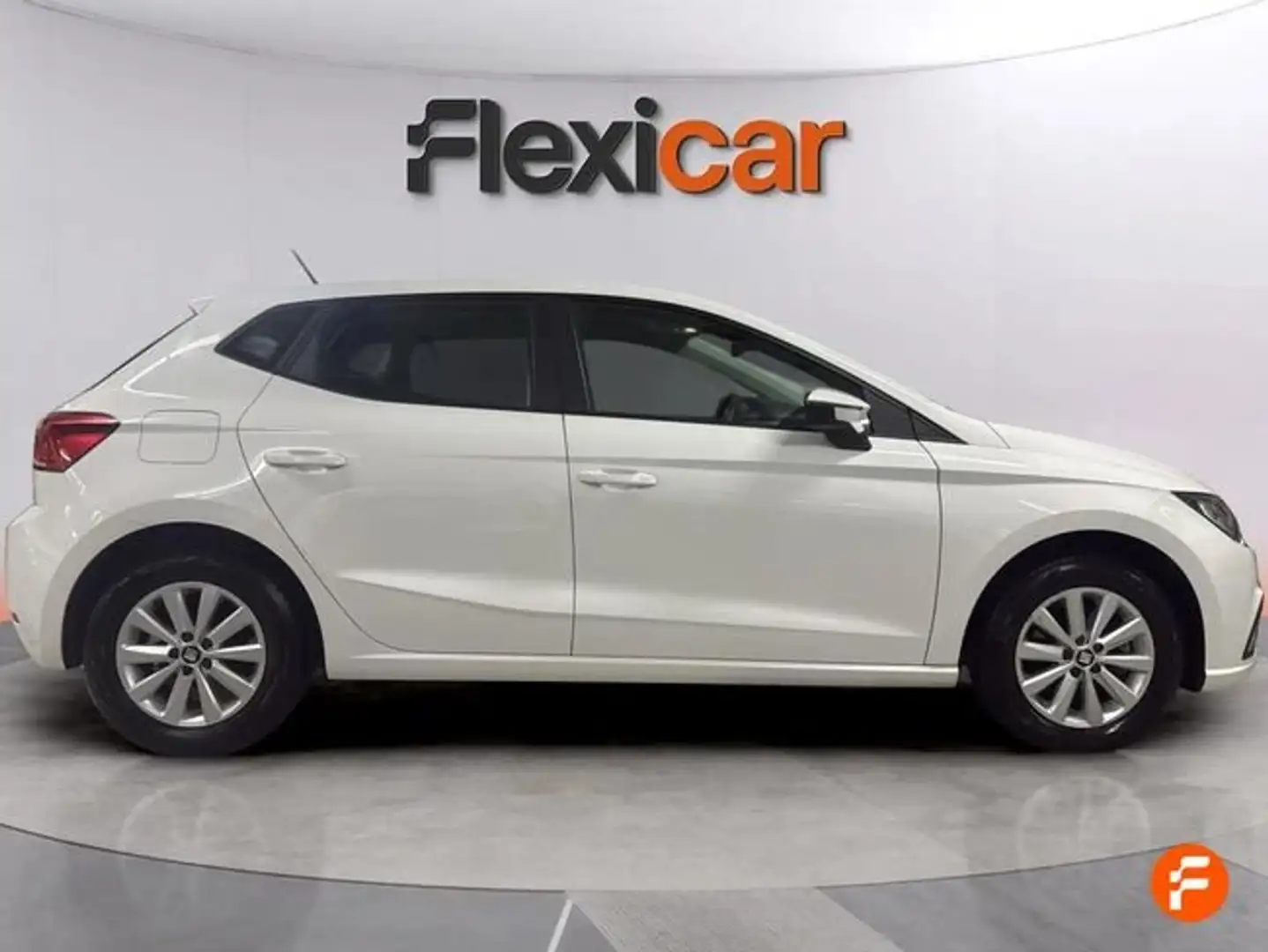 SEAT Ibiza 1.0 TSI S&S Style 110 Blanc - 2
